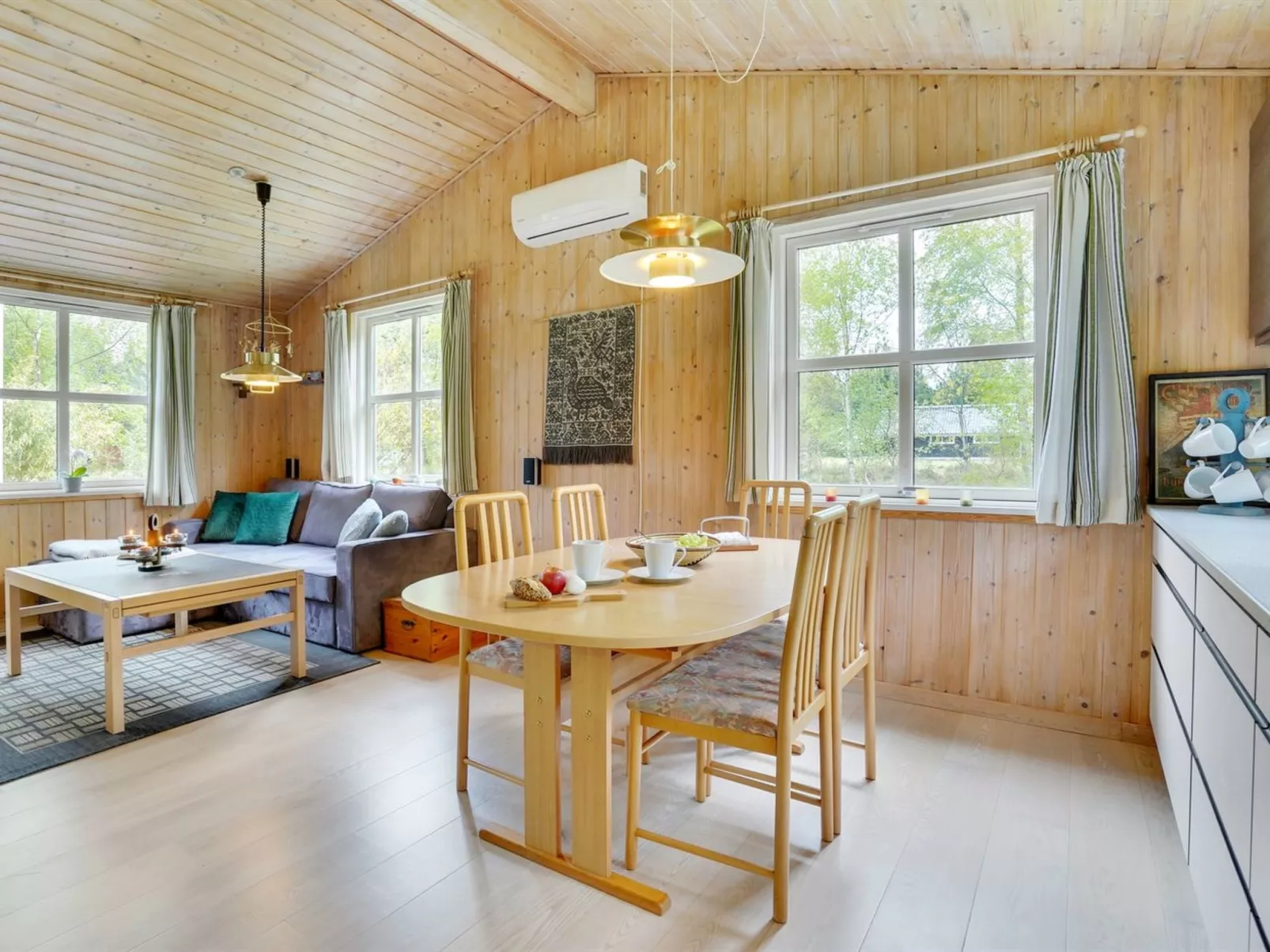 "Blome" - 150m to the fjord-Inside