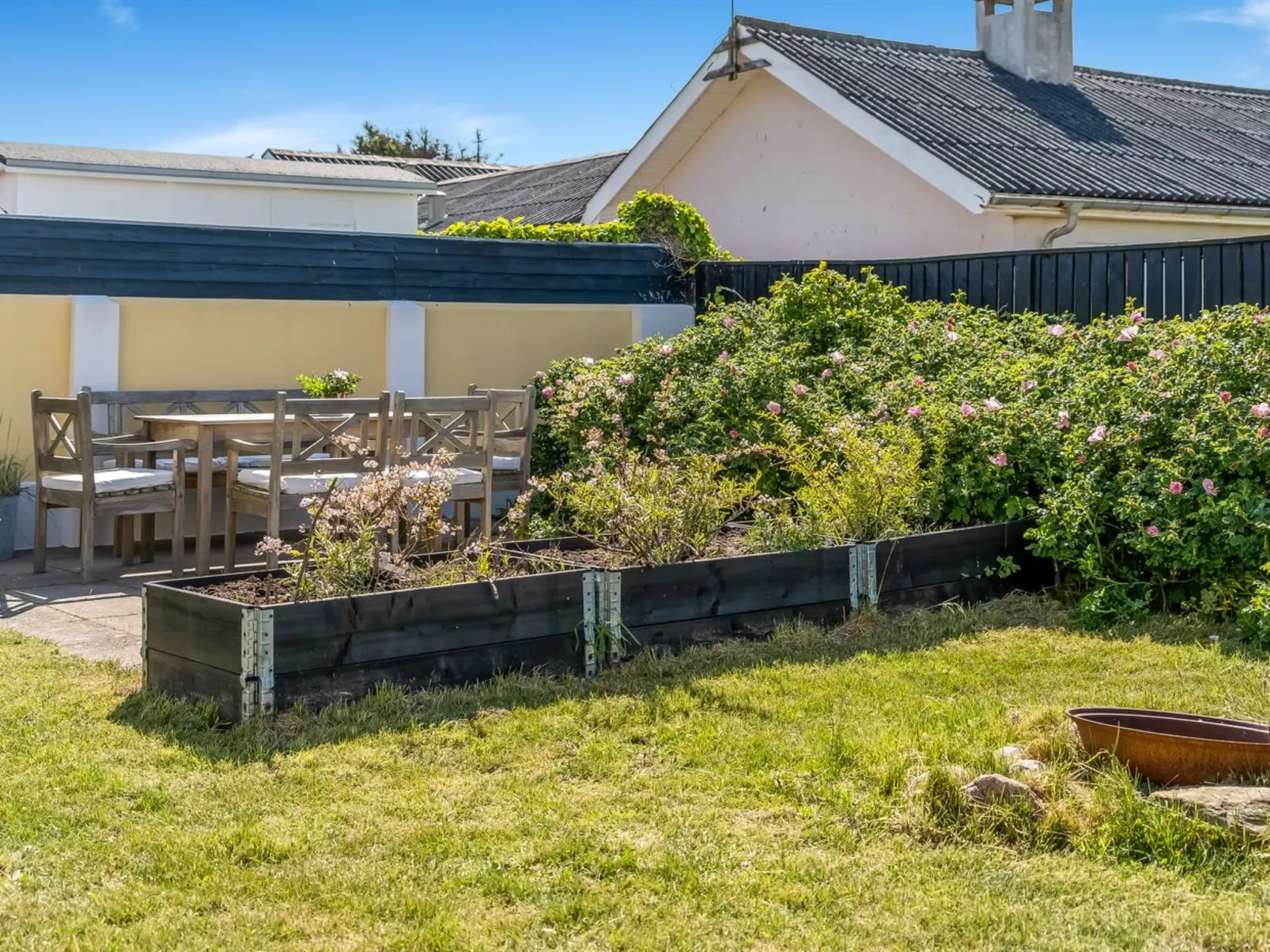 "Bruse" - 125m from the sea-Draußen