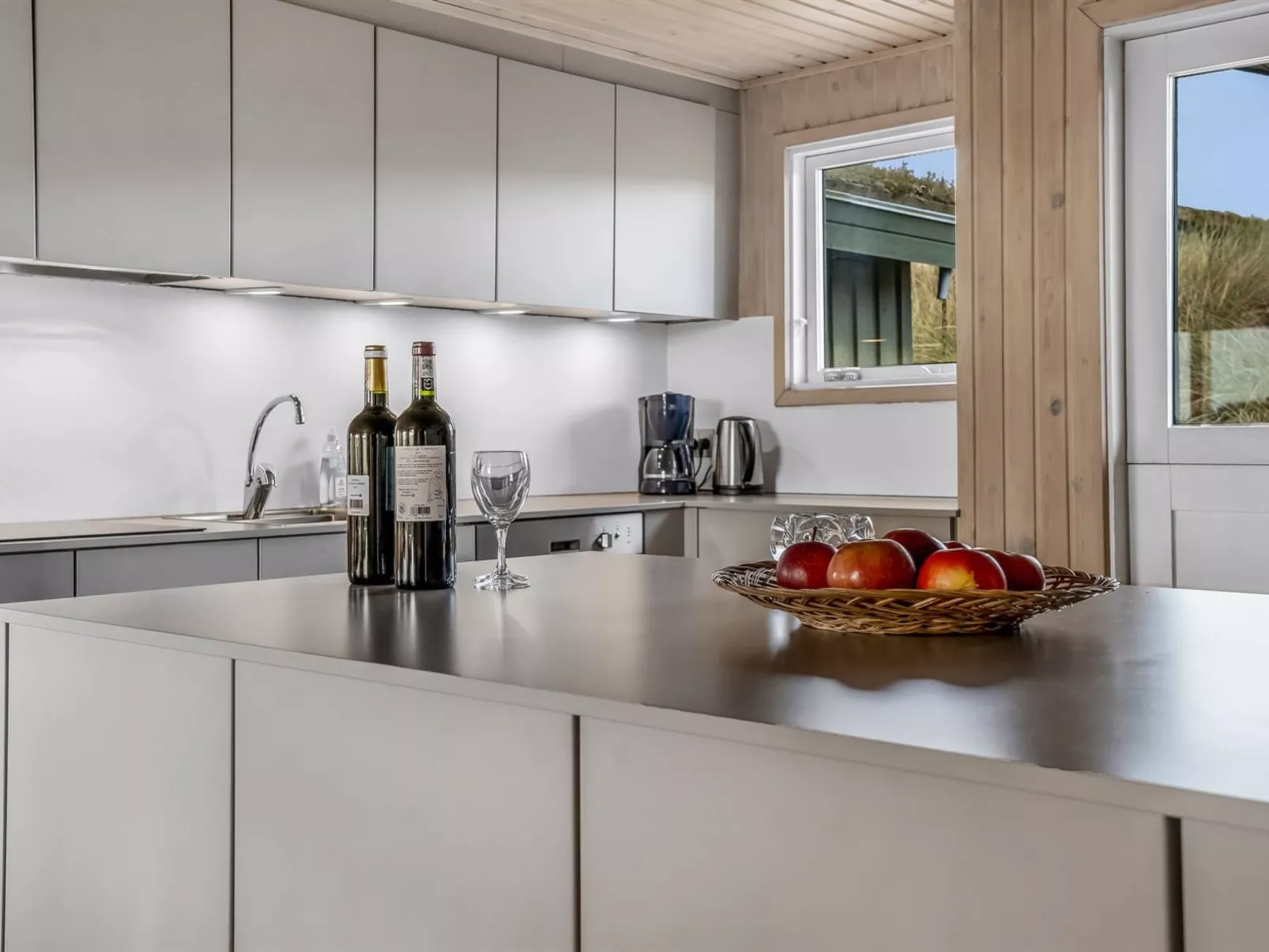 "Fransine" - 480m from the sea