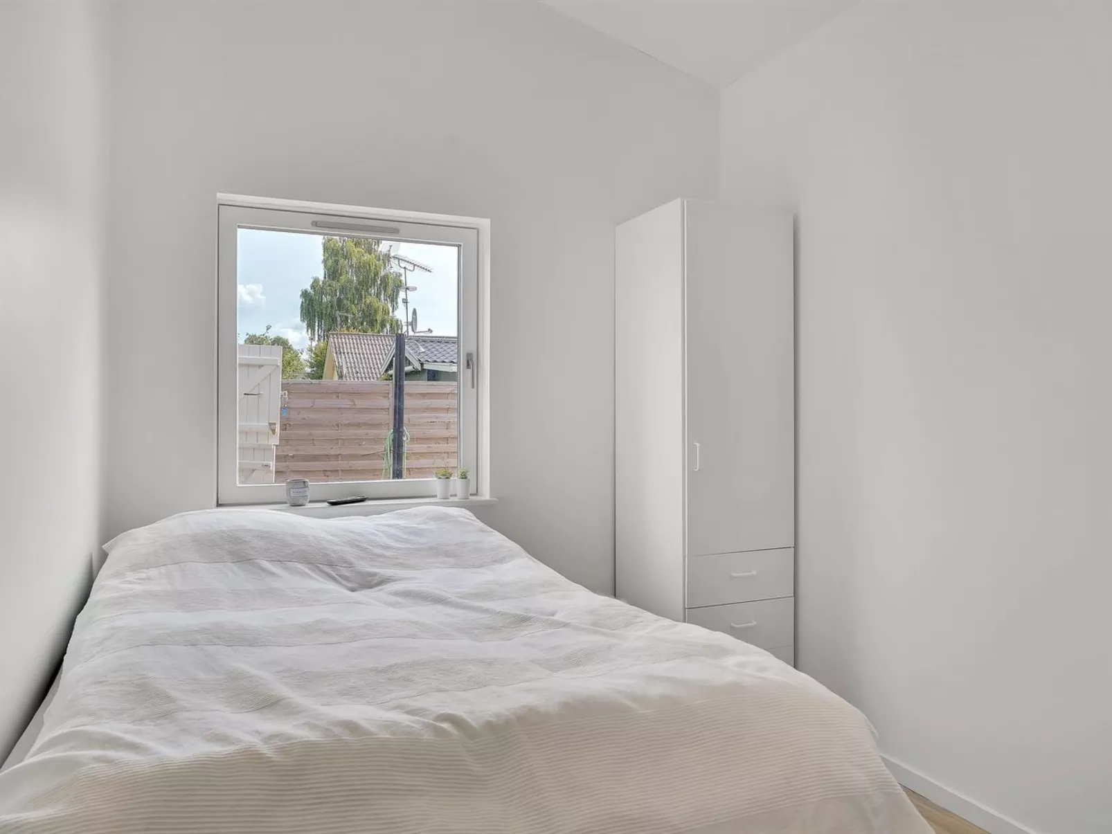 "Fentje" - 375m to the fjord-Inside