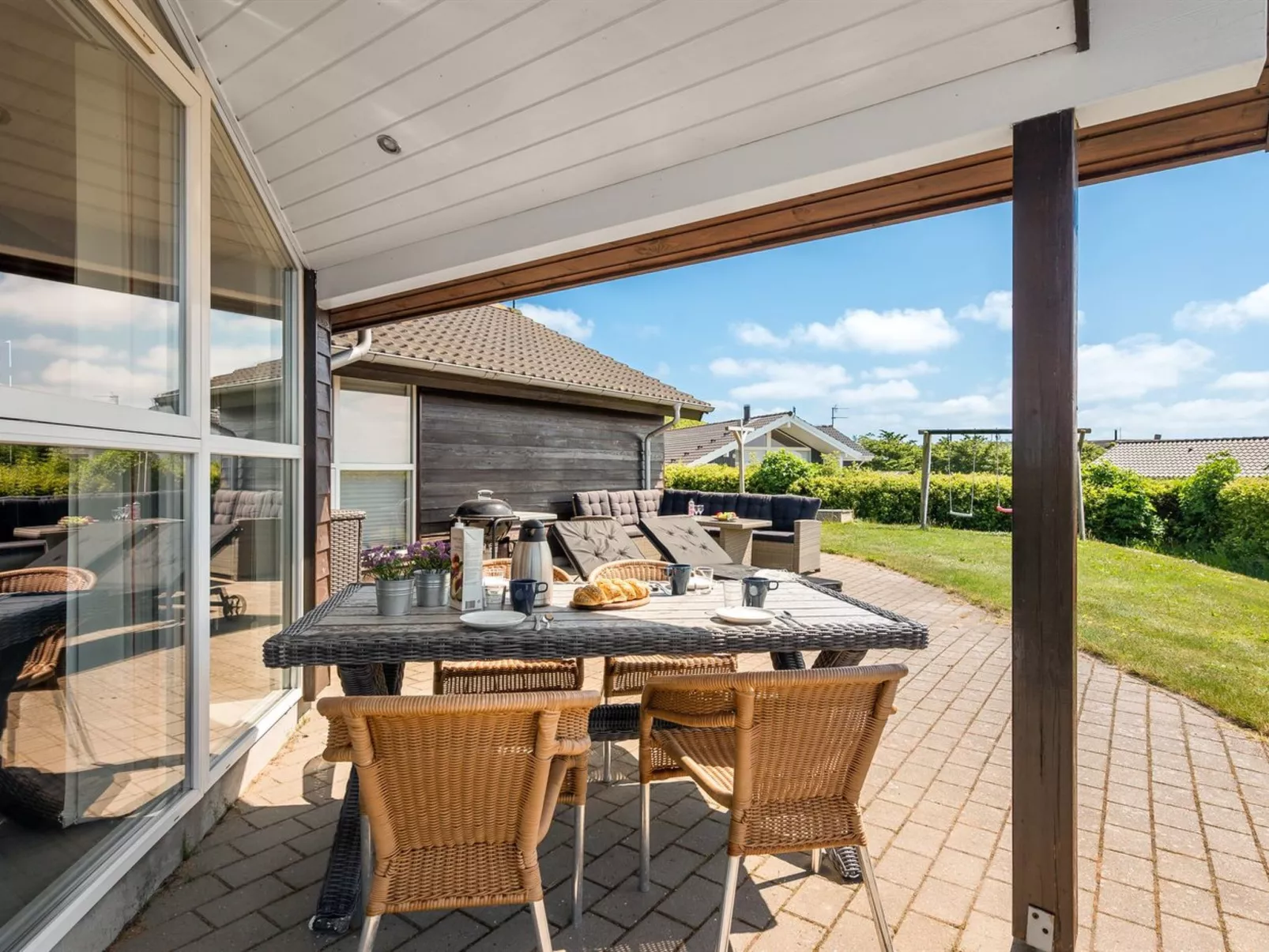 "Guthmar" - 350m to the fjord-Outside