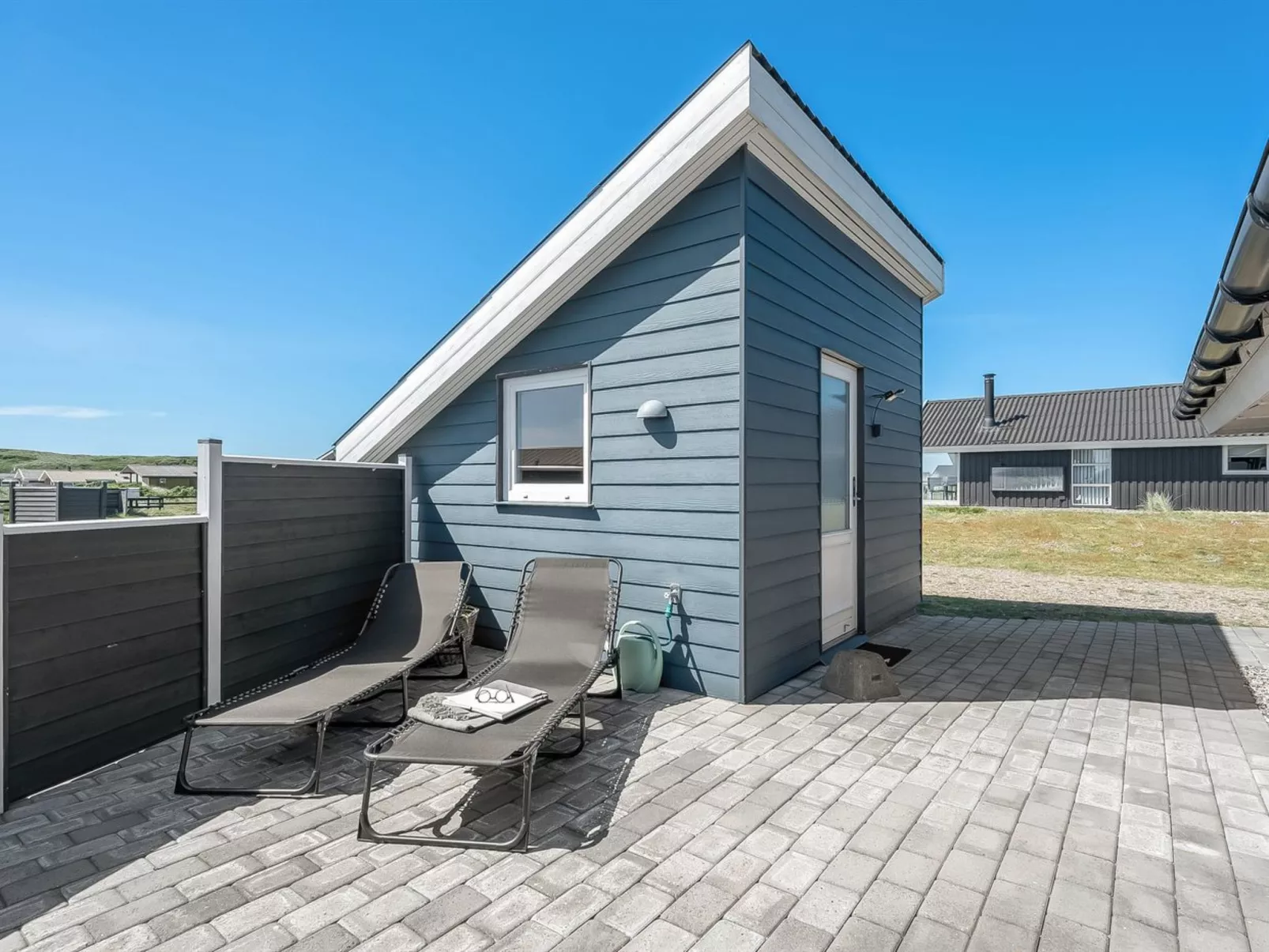 "Henning" -  from the sea-Outside