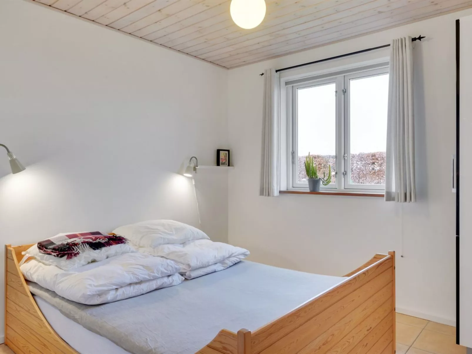 "Annesophie" - 300m to the fjord-Inside