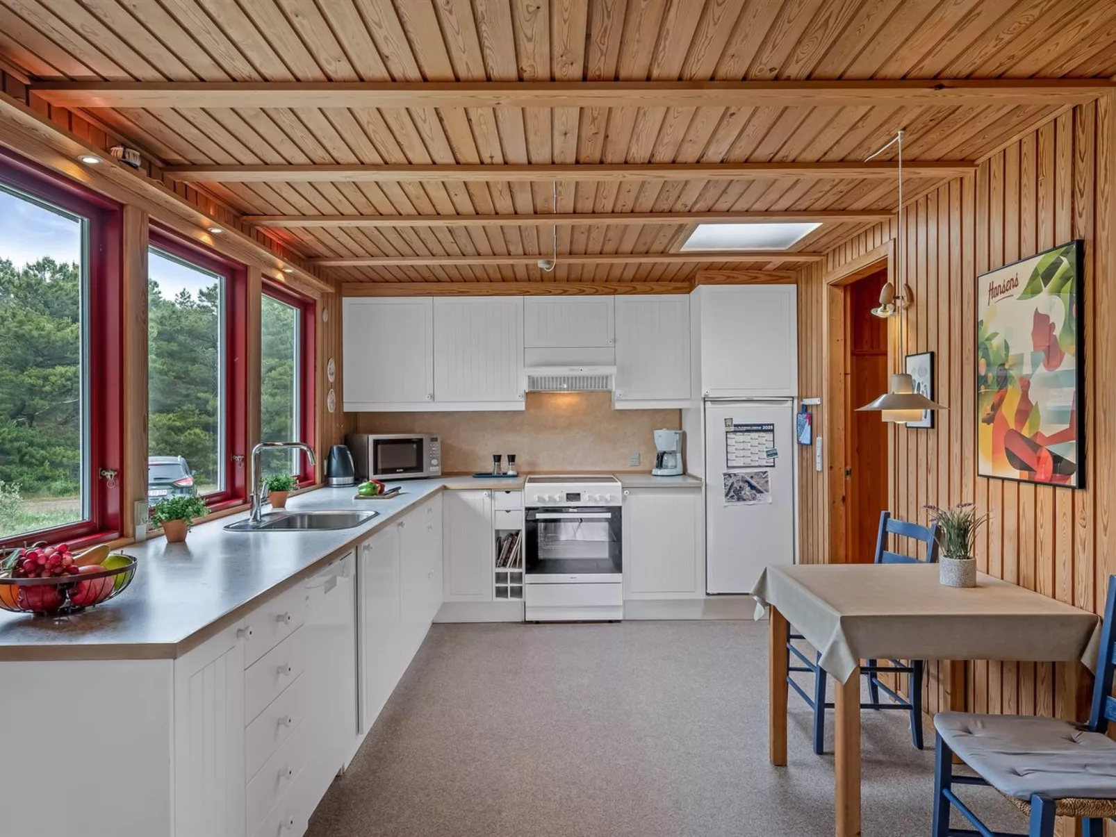 "Sweni" - 800m from the sea-Drinnen