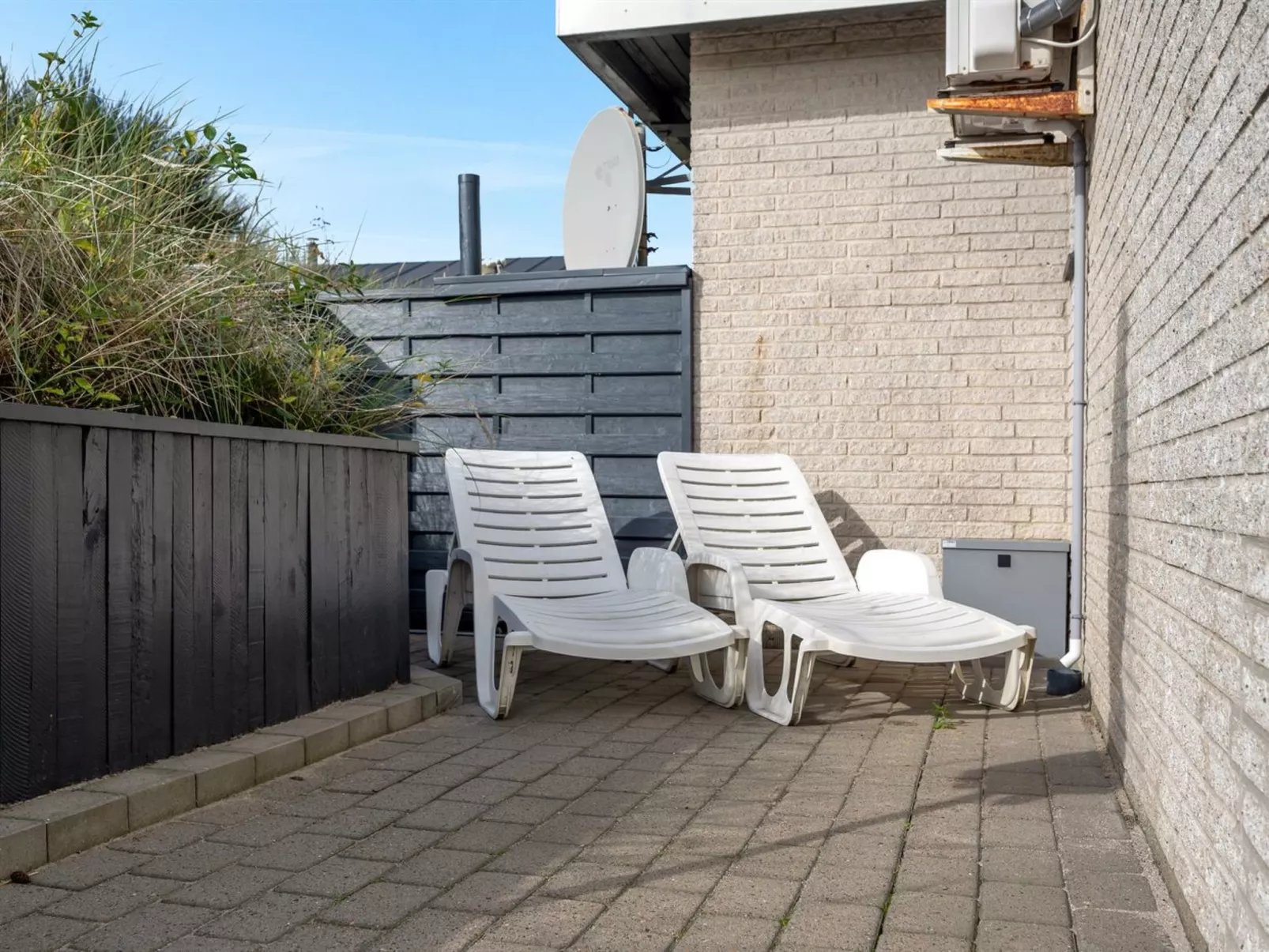 "Elizabeta" - 100m to the fjord-Draußen