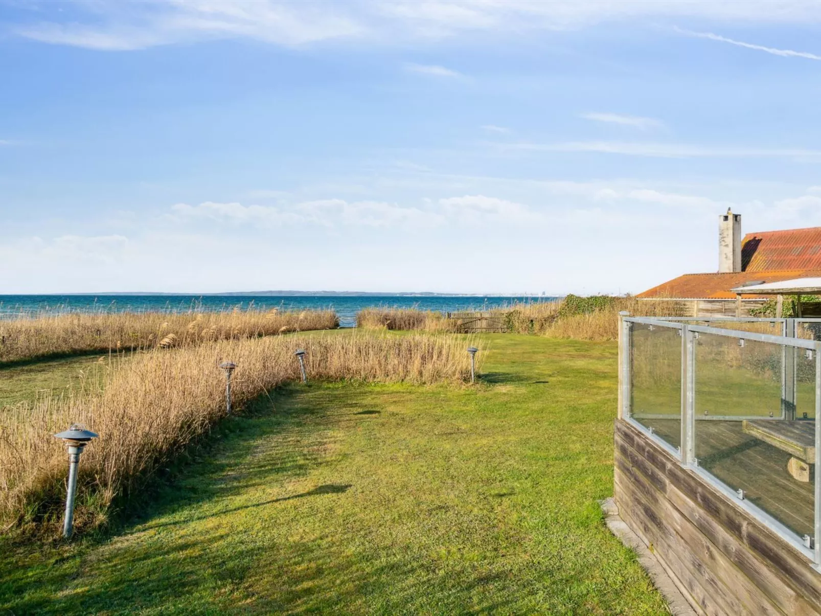 "Dzavid" - 10m from the sea-Outside