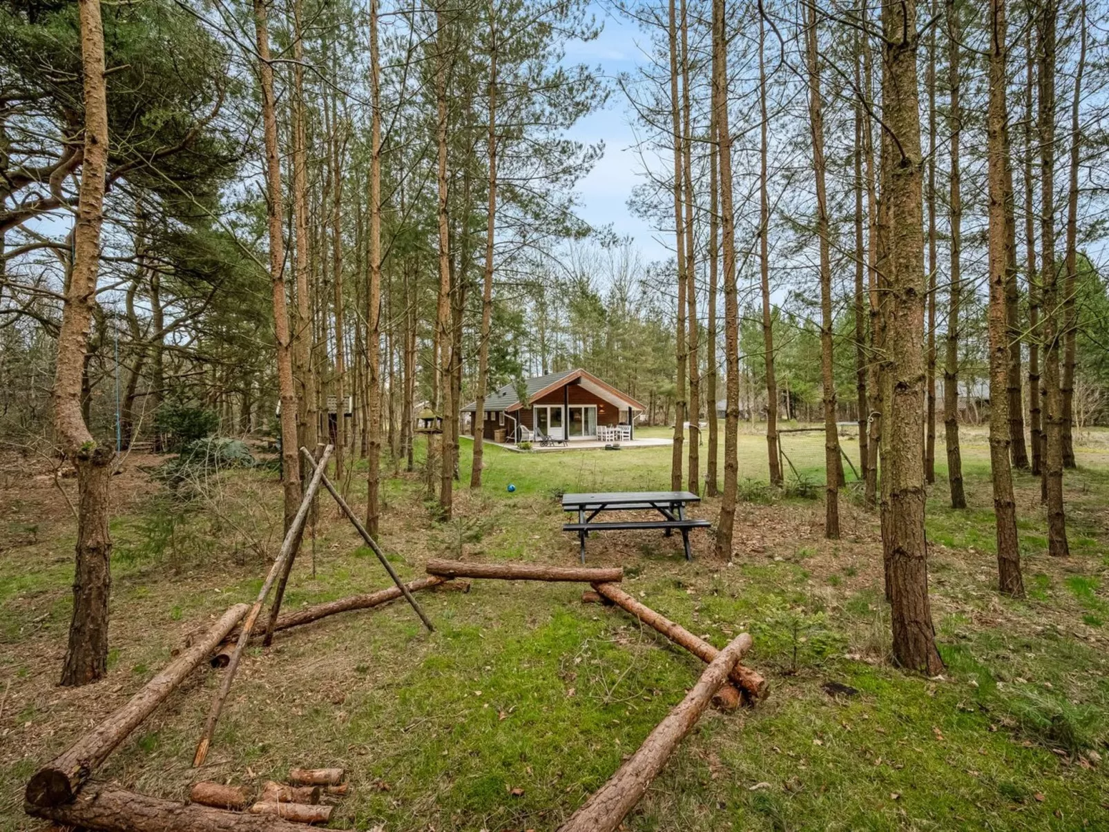 "Aman" - 700m to the fjord-Outside