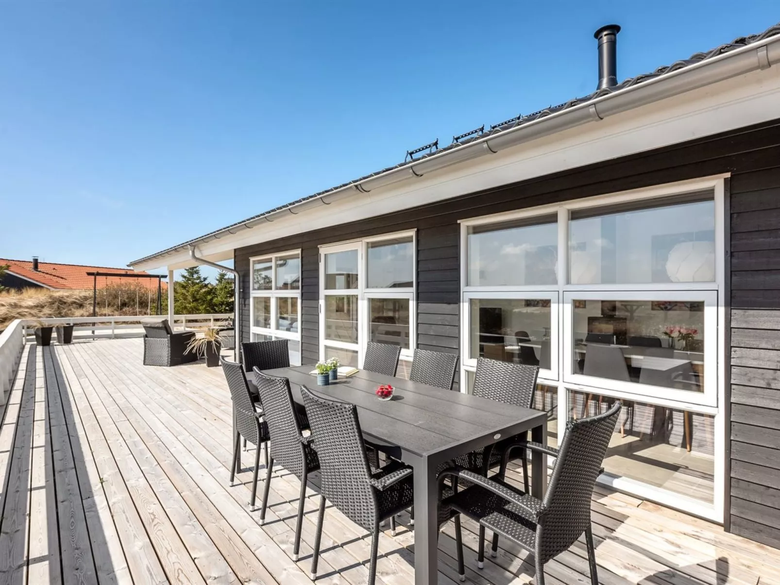 "Karen" - 900m from the sea-Draußen