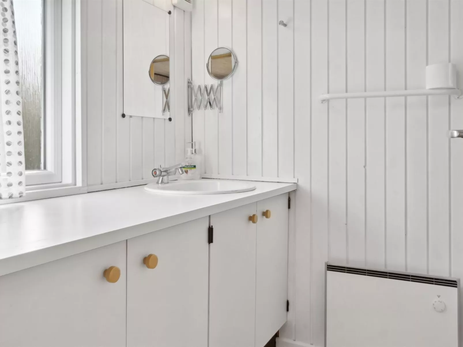 "Frode" - 400m from the sea-Inside