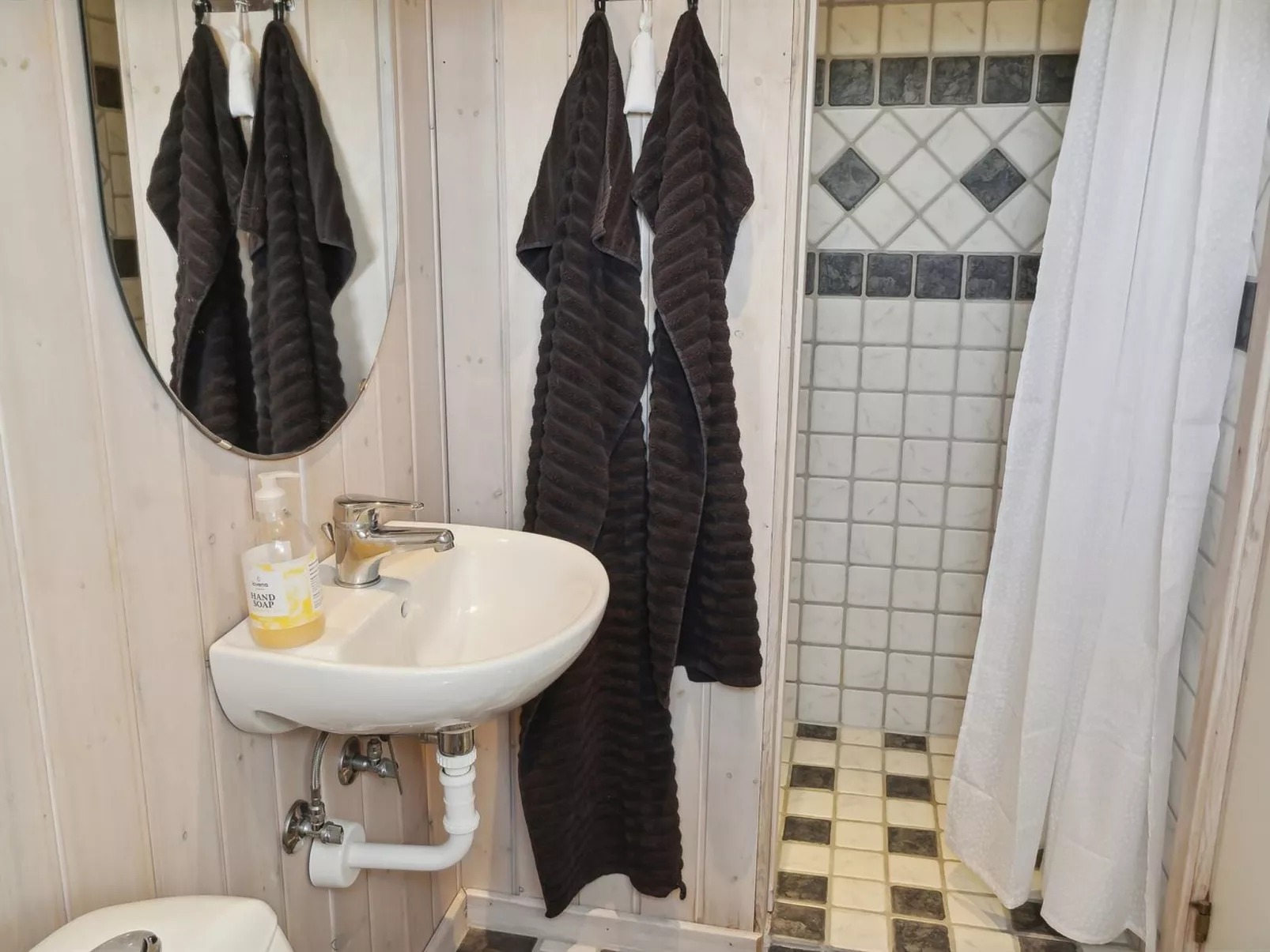 "Florentin" - 1km from the sea-Inside