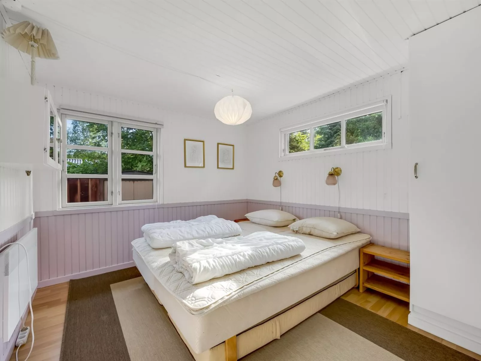 "Sunaj" -  from the sea-Drinnen