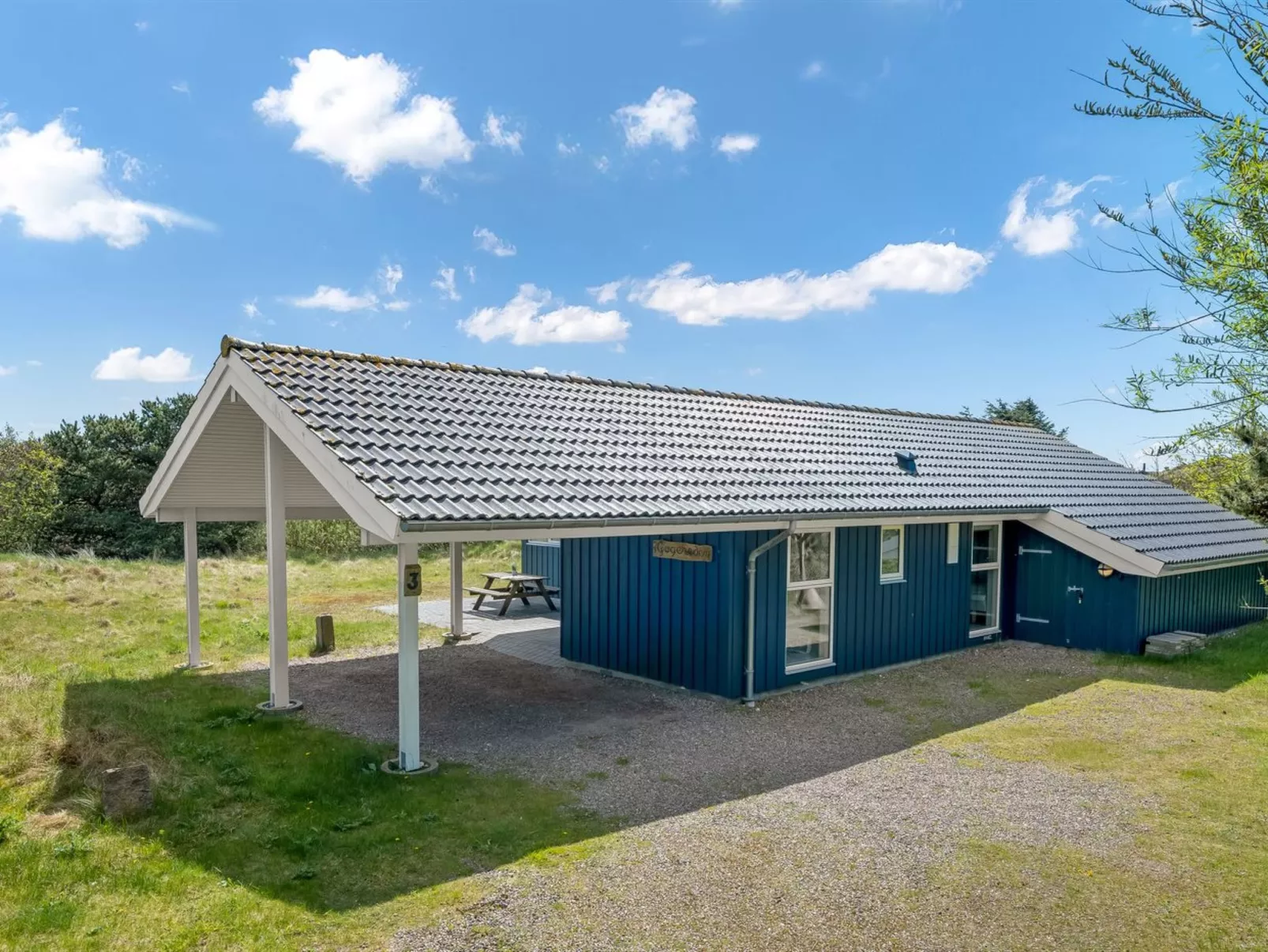 "Dagny" - 300m from the sea-Outside