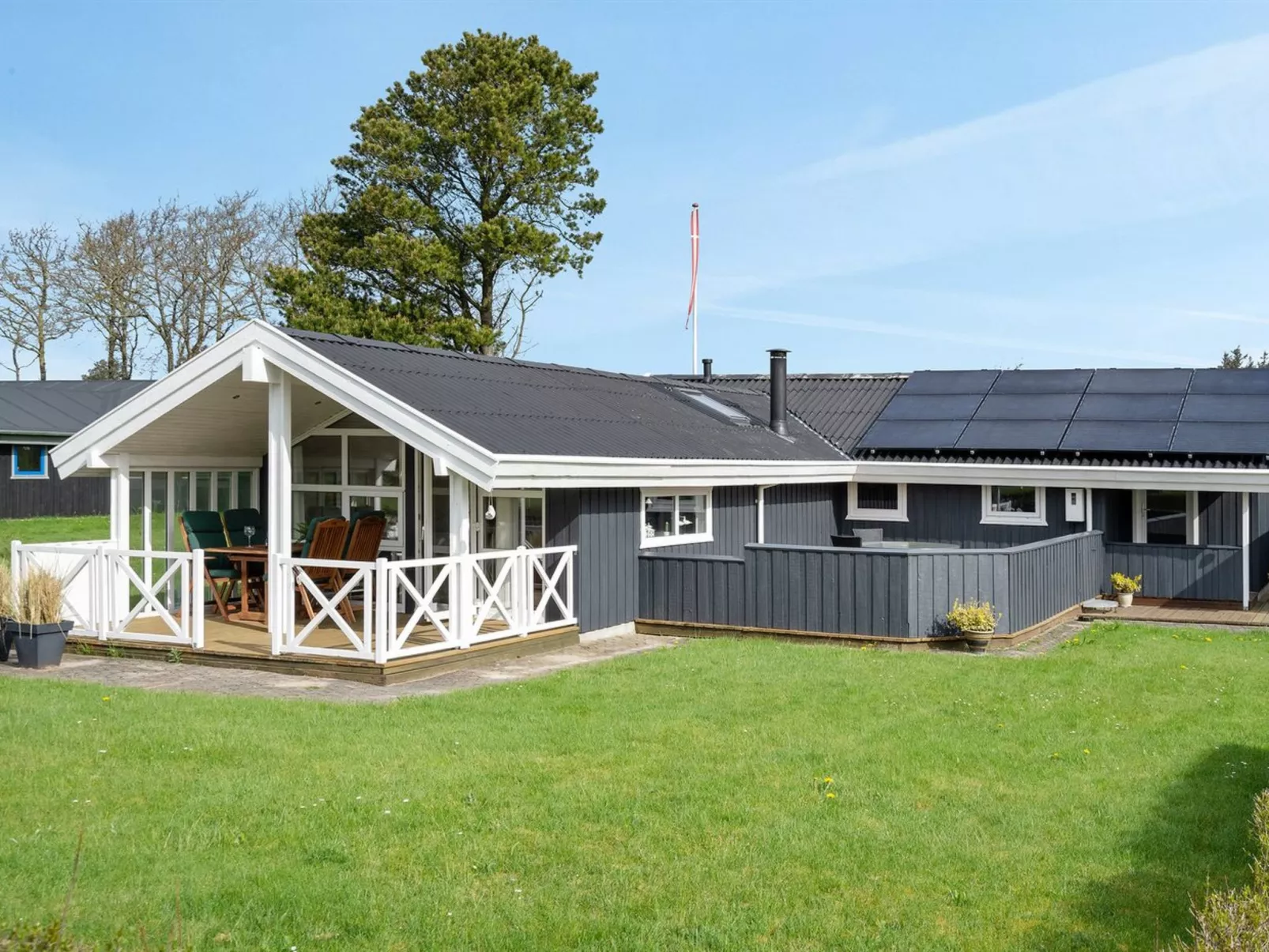 "Fliri" - 700m from the sea-Outside