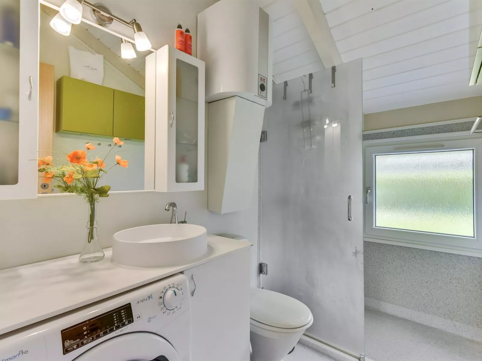 "Ullakarin" - 350m from the sea-Dedans