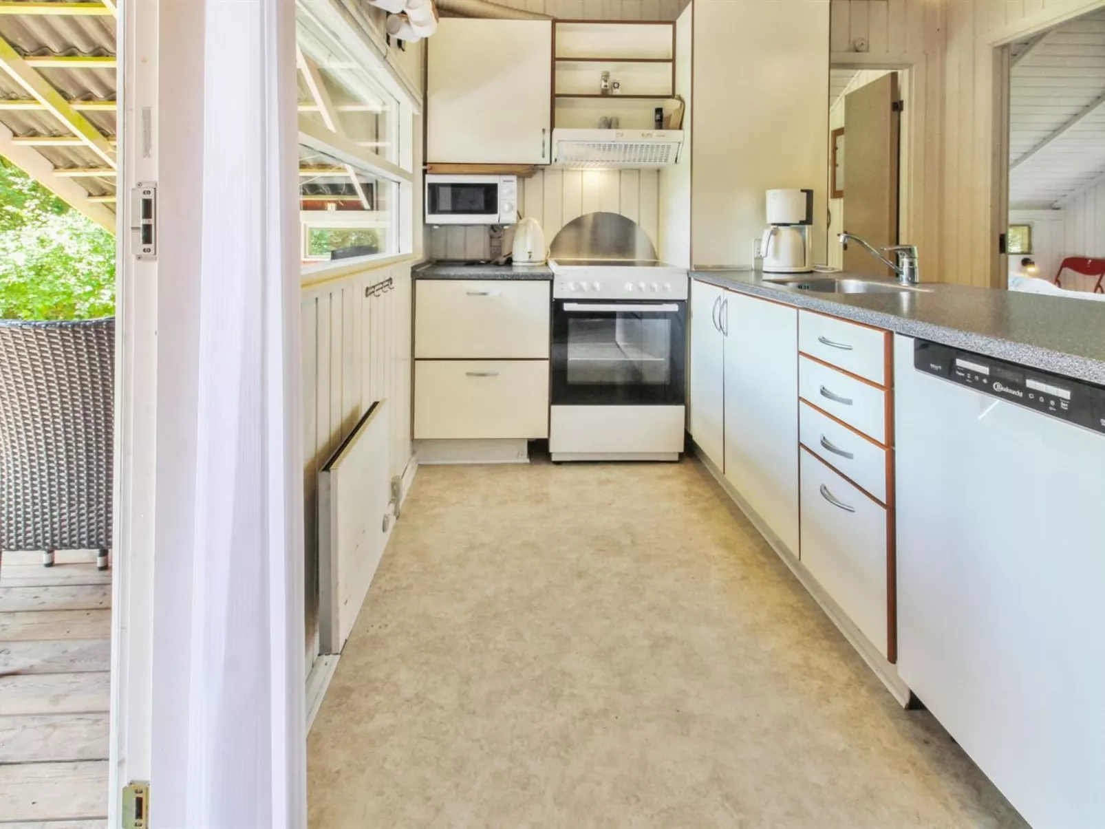 "Faustina" - 29km from the sea-Dedans