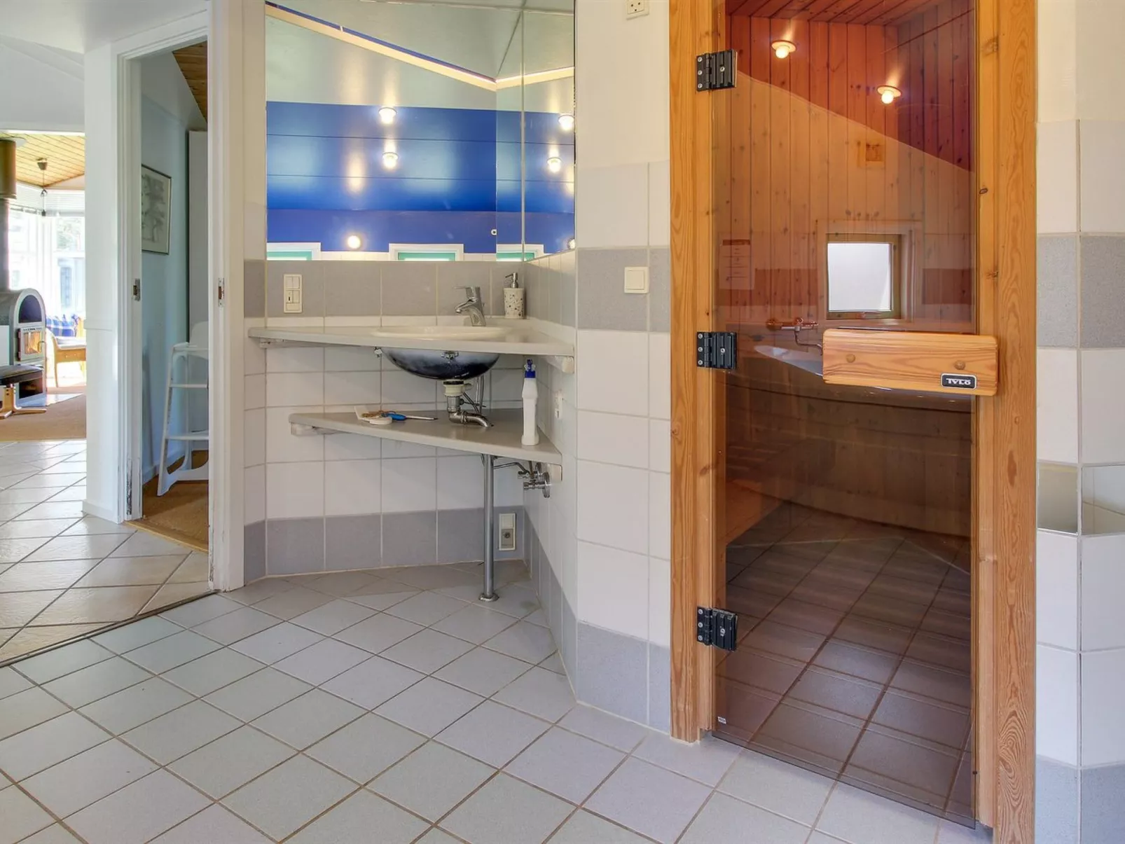 "Kiris" - 800m from the sea-Inside