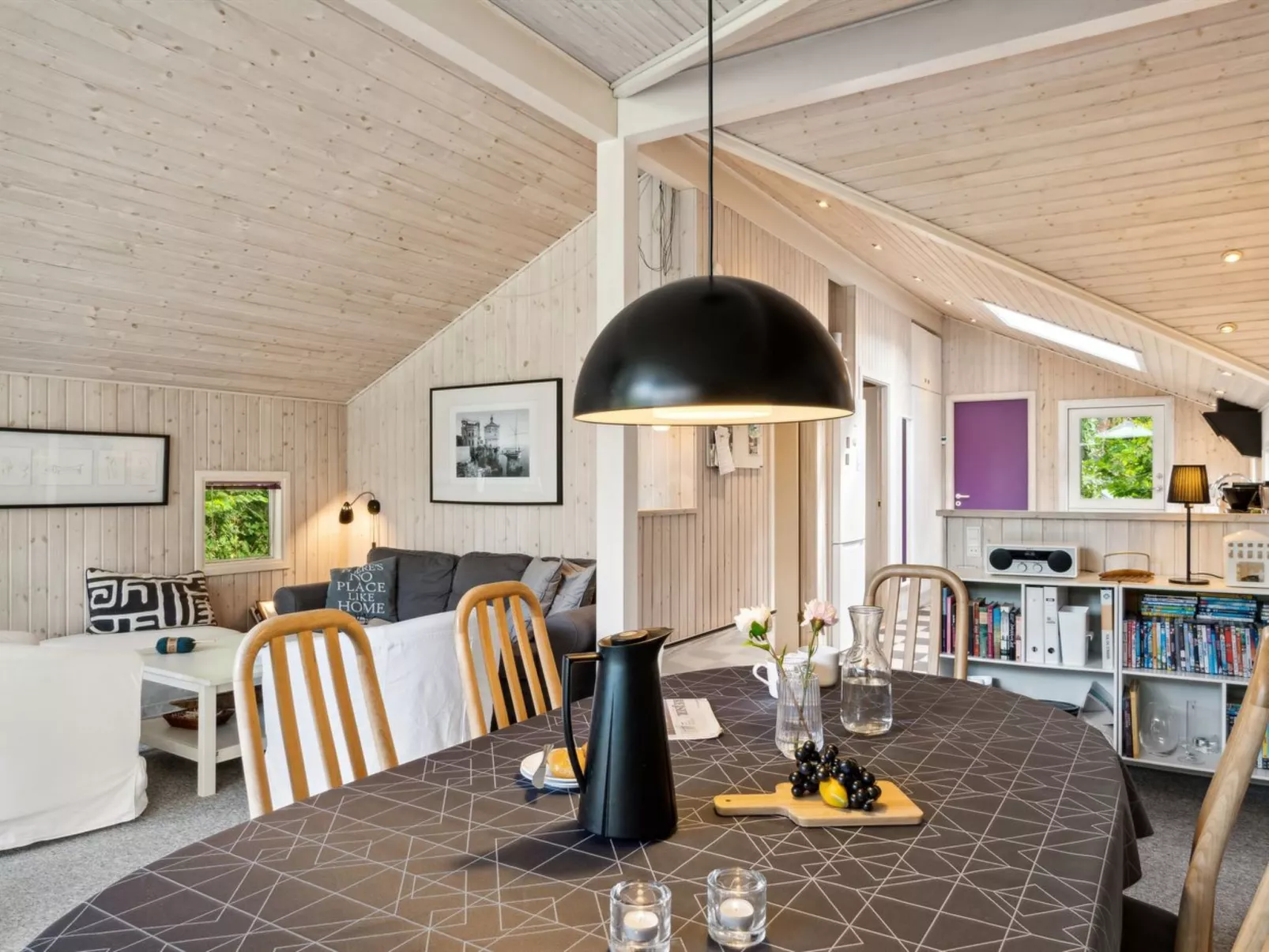 "Batsha" - 350m from the sea-Drinnen