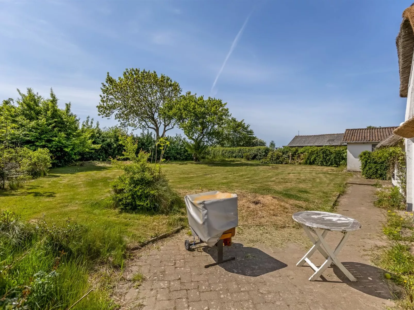 "Aughe" - 25km from the sea-Draußen