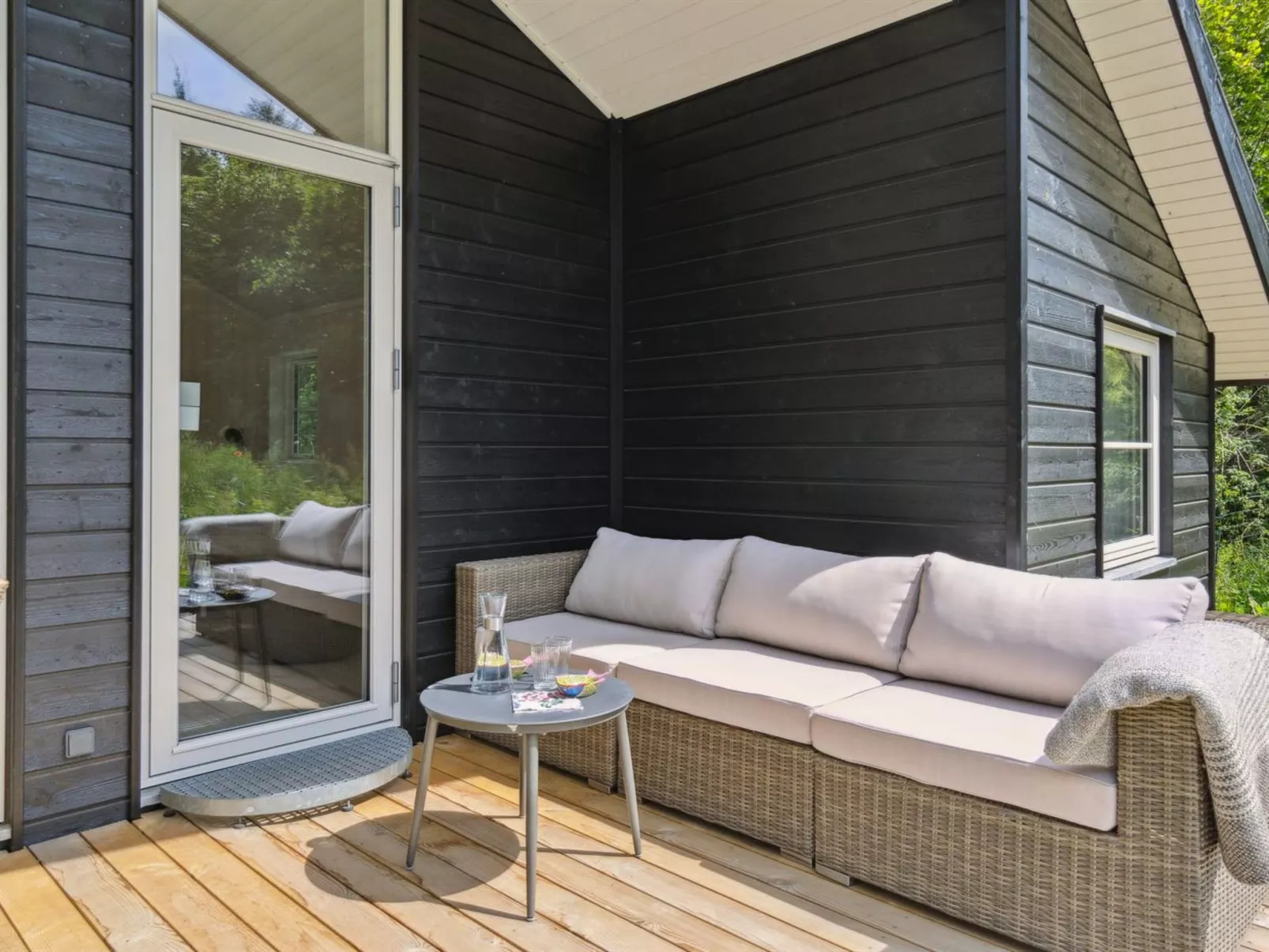 "Jonnhild" - 450m from the sea-Outside