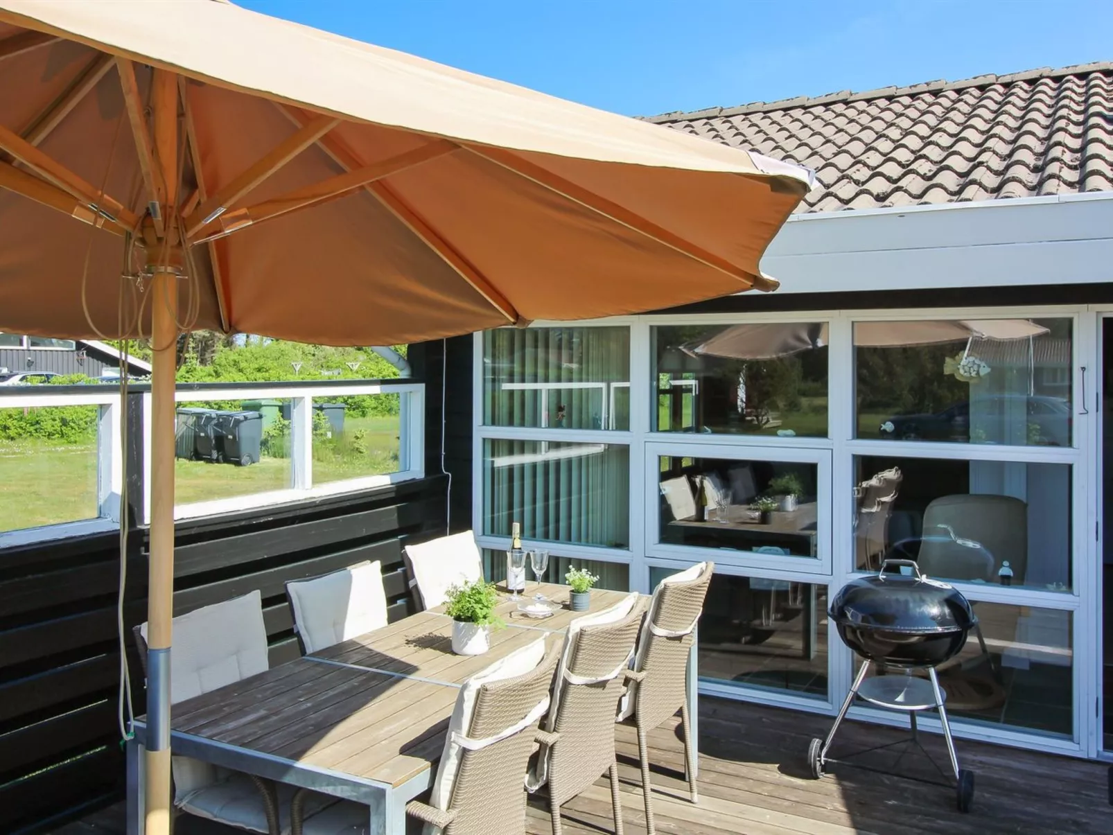 "Awarth" - 500m from the sea-Outside