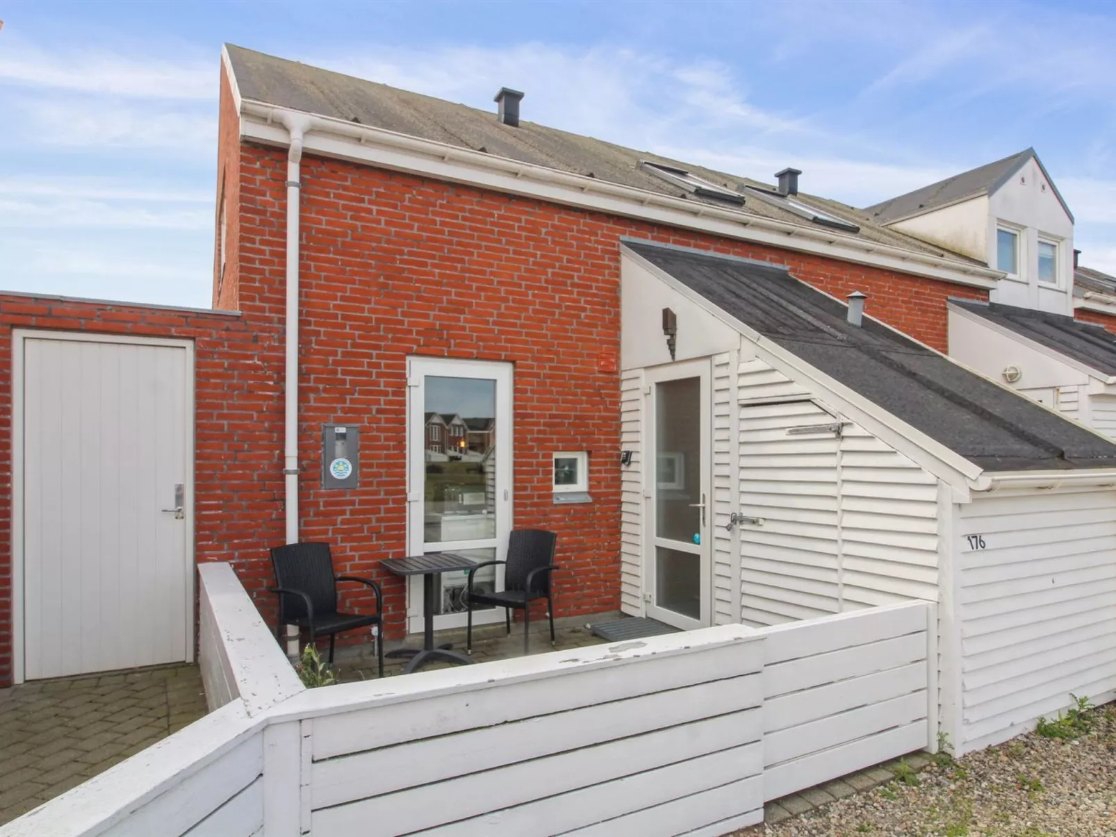 "Femja" - 2.3km from the sea-Outside