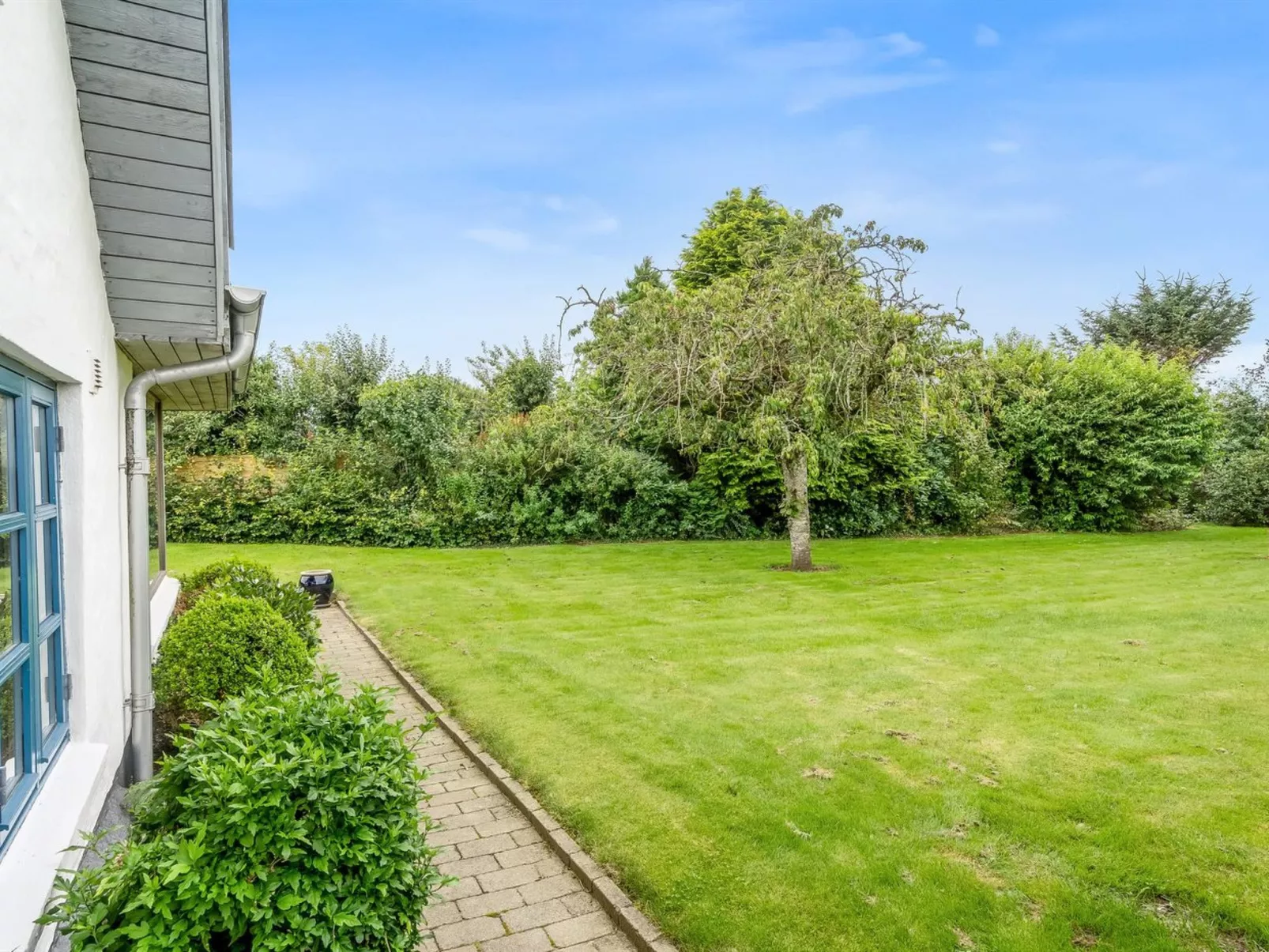 "Aliza" - 300m to the fjord-Outside