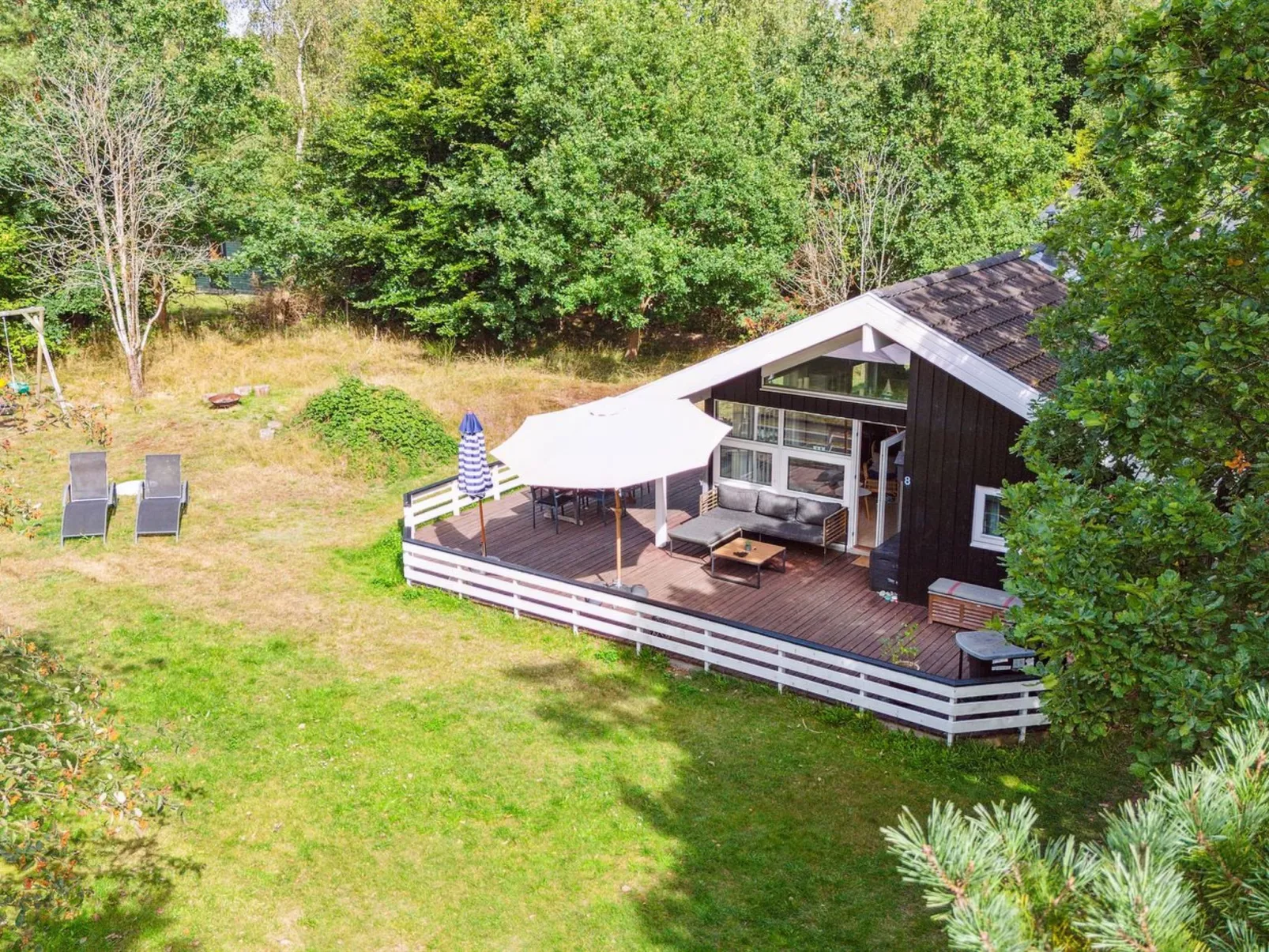 "Amola" - 1.6km from the sea-Outside