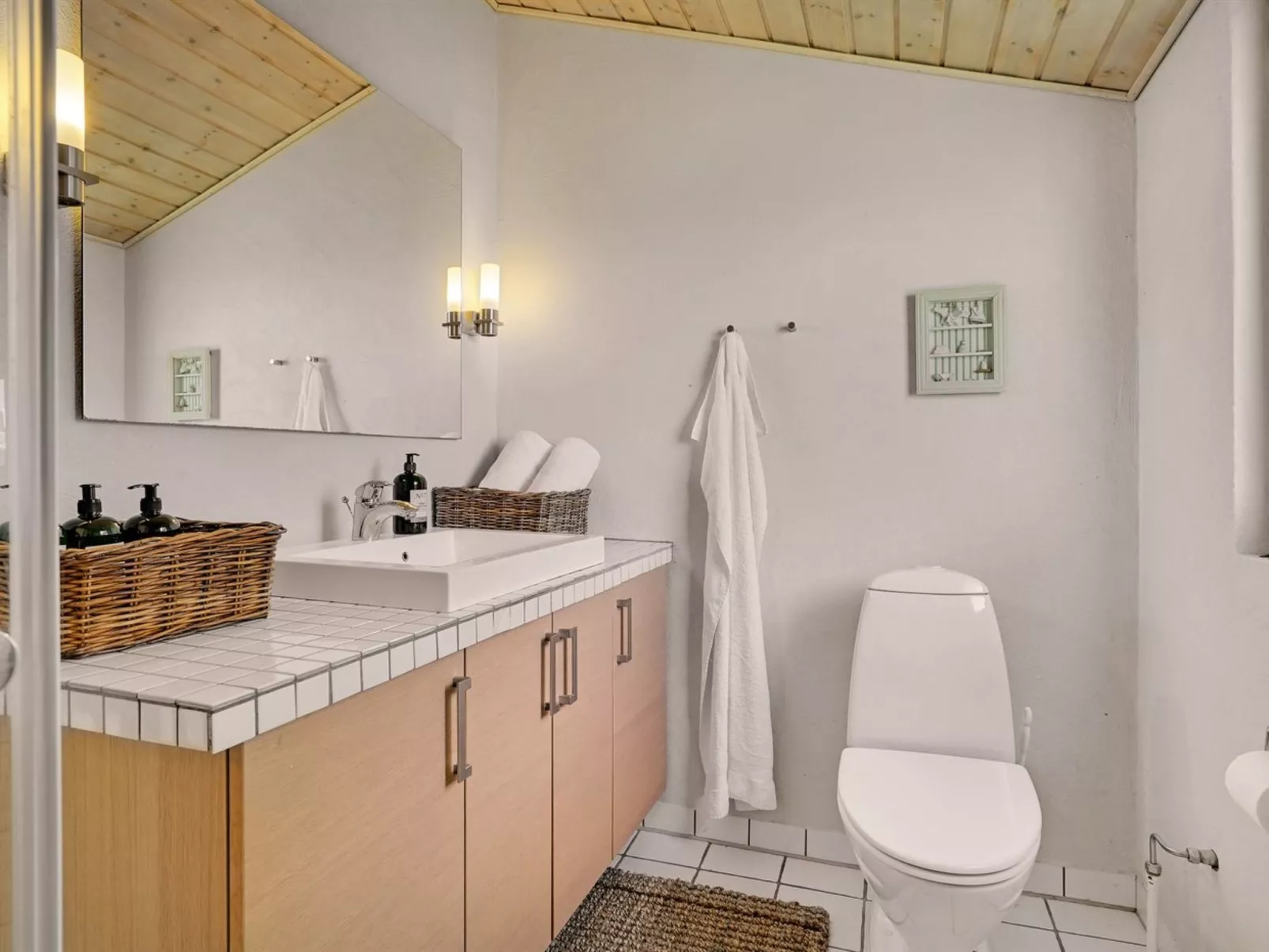 "Aella" - 150m from the sea-Inside