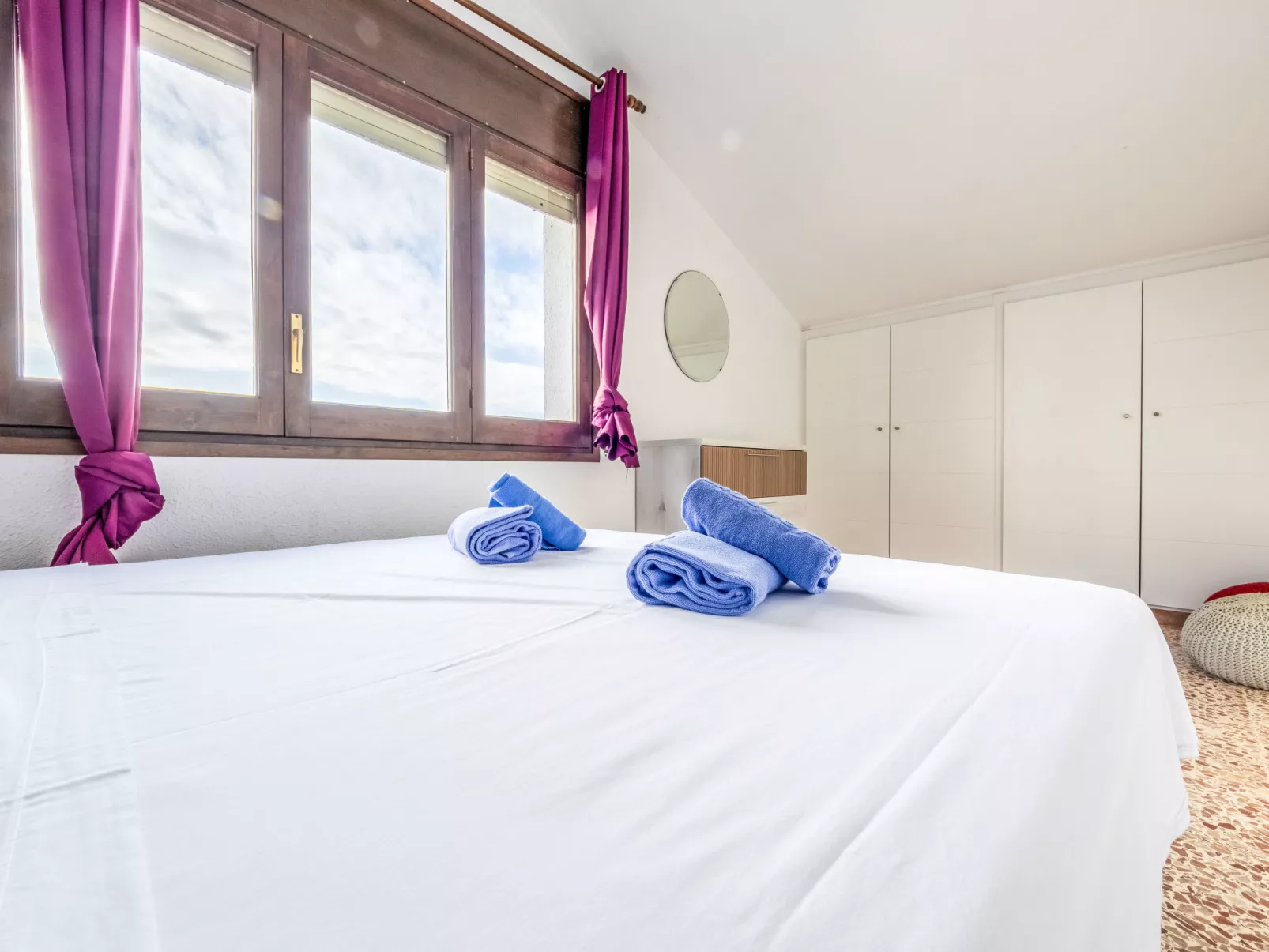 Drassanes III-Inside