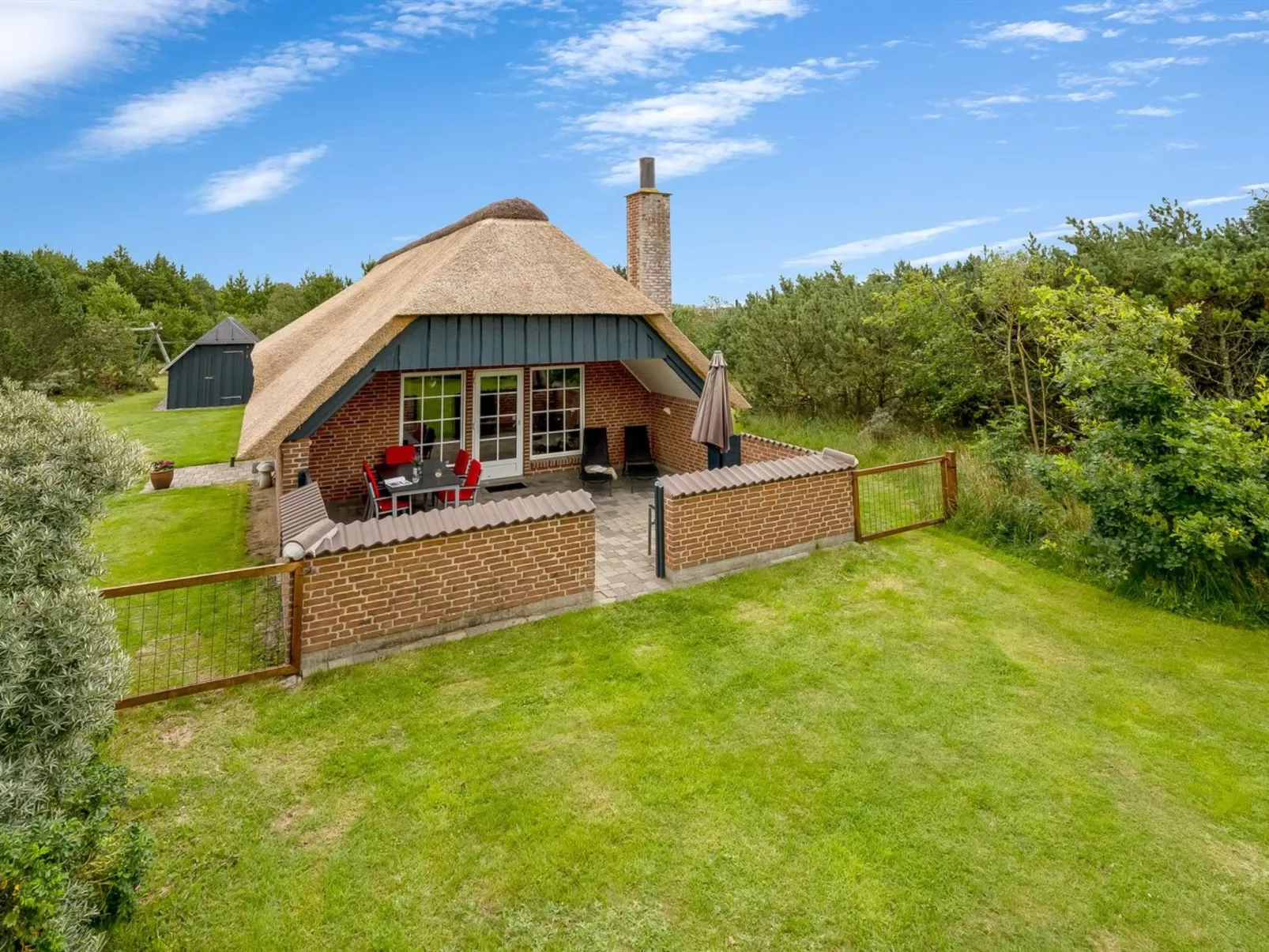 "Pasi" - 1.2km from the sea-Outside