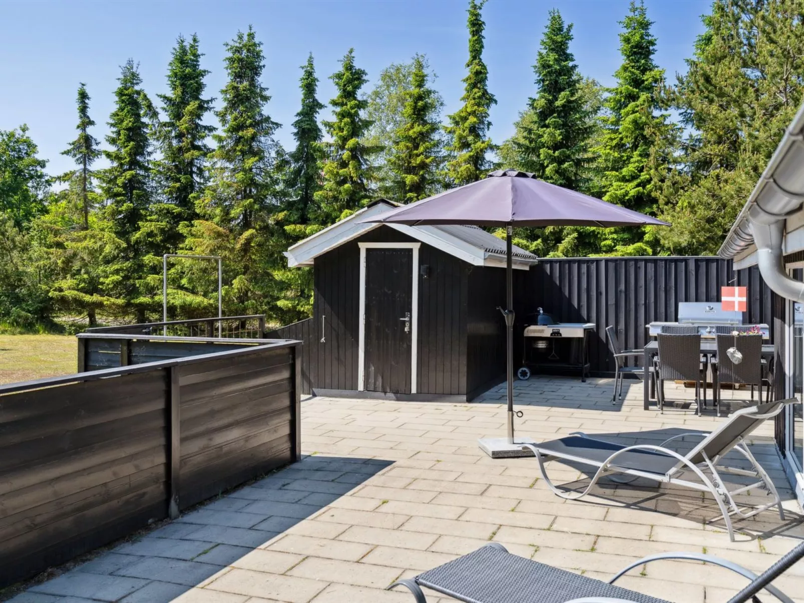 "Ally" - 250m from the sea-Outside