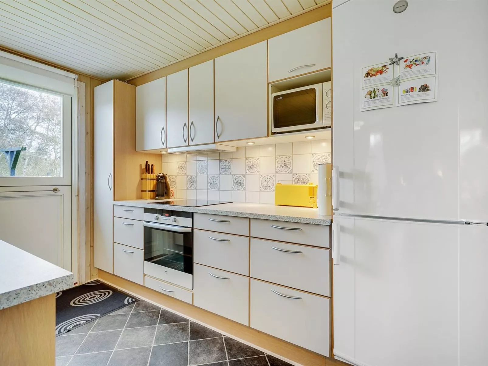 "Patrice" - 2km from the sea-Inside