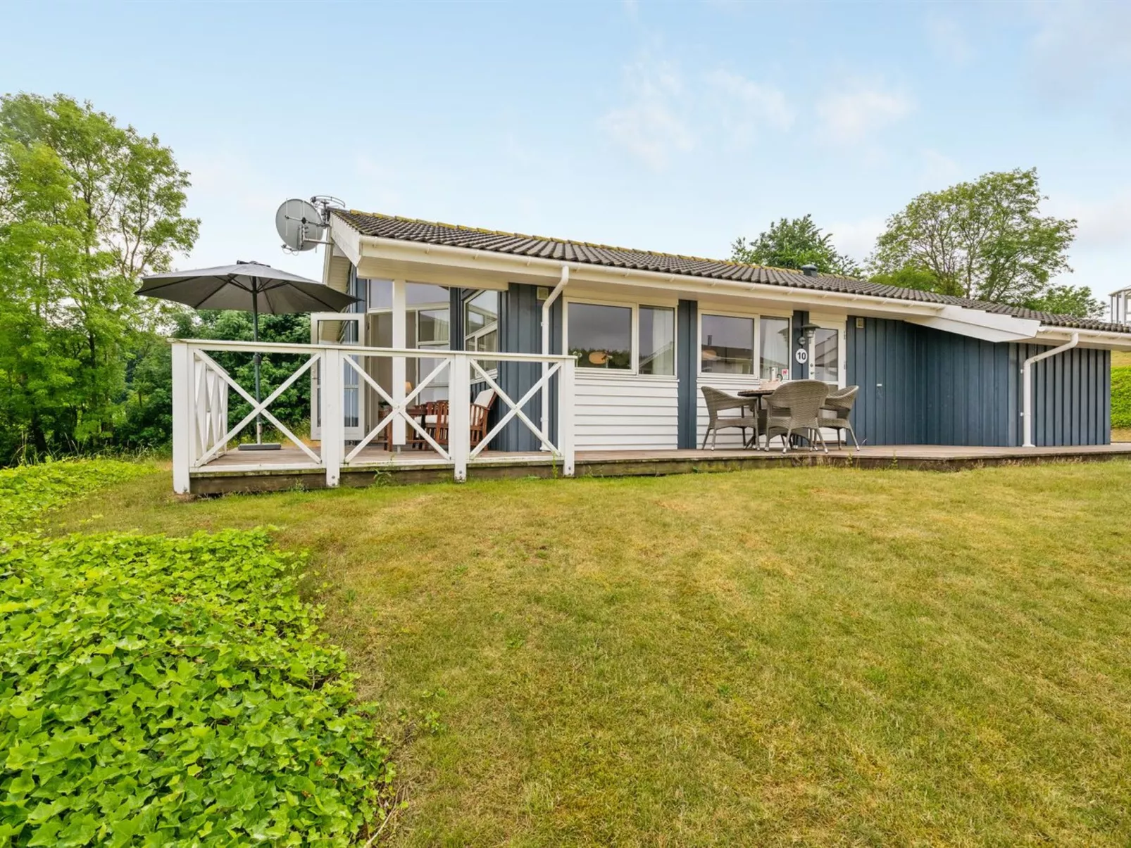 "Sisko" - 600m from the sea-Outside