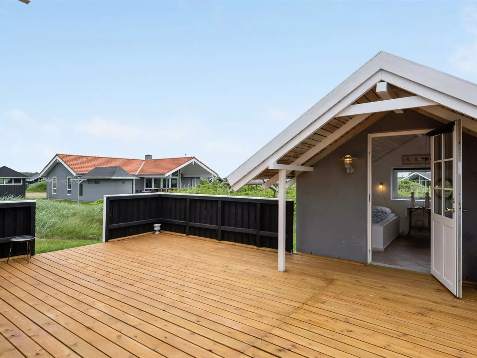 "Solbritt" - 330m to the fjord-Inside