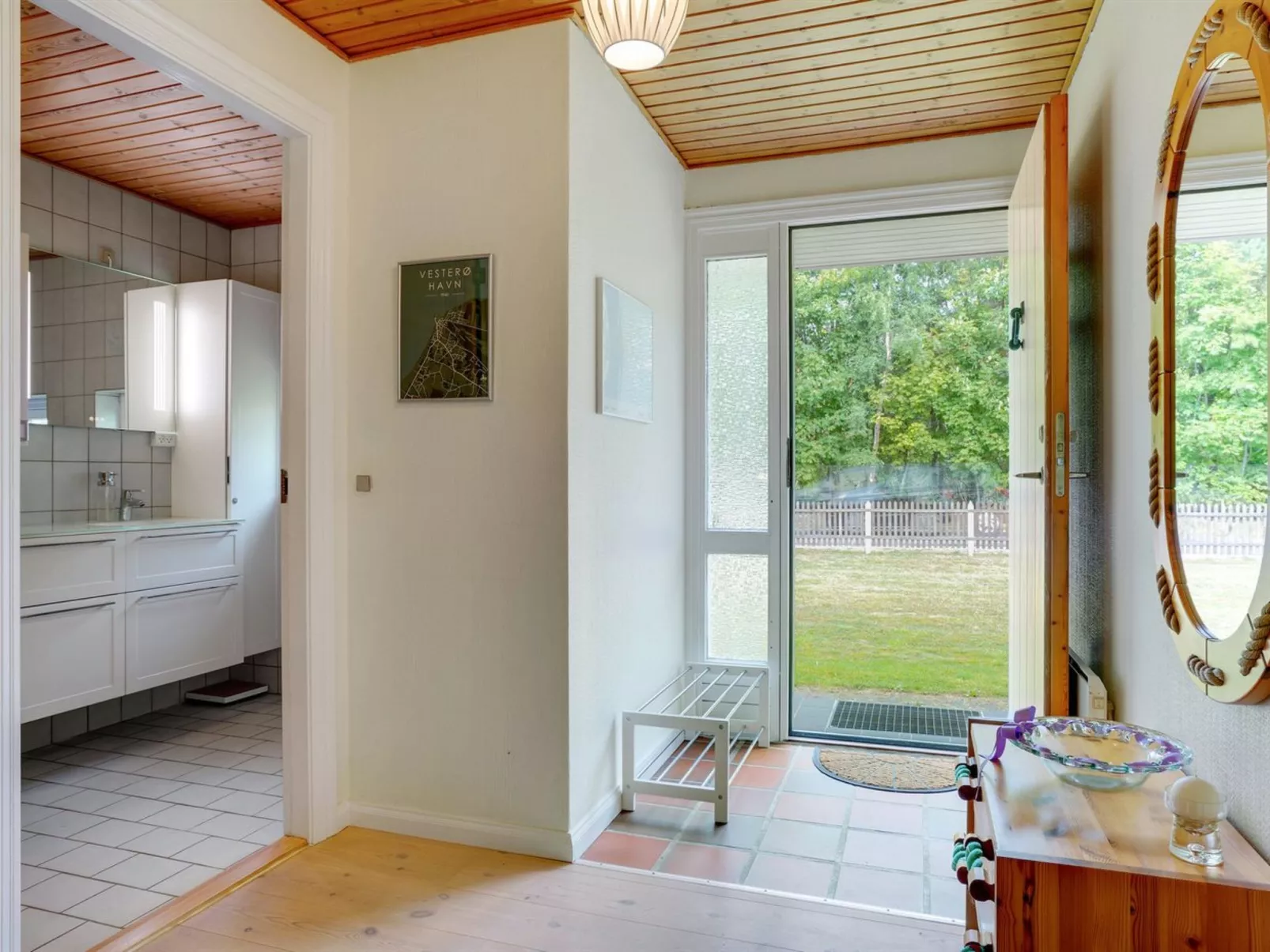 "Maksimilian" - 1.5km from the sea-Drinnen