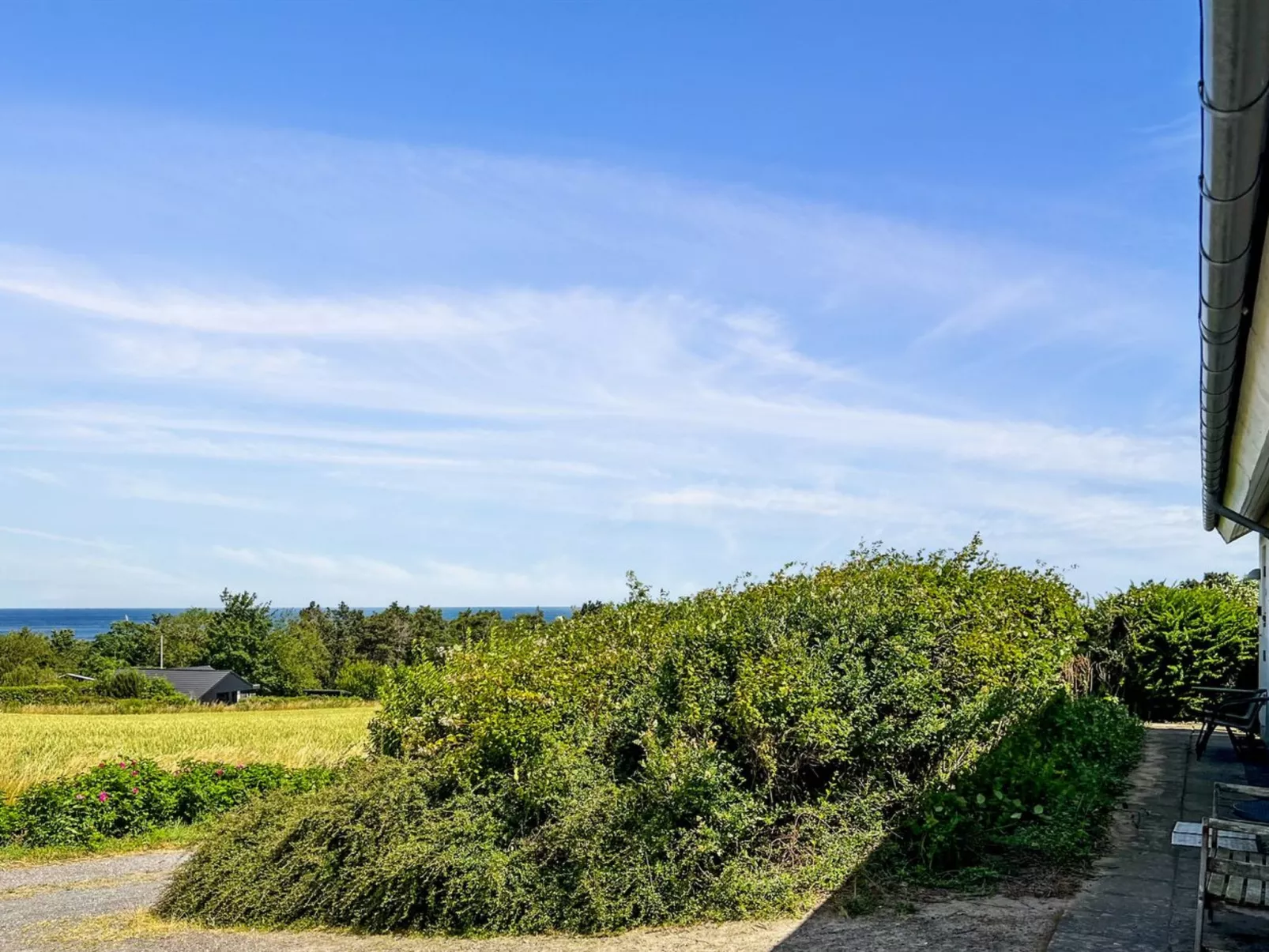 "Gunhilde" - 400m from the sea - Outside