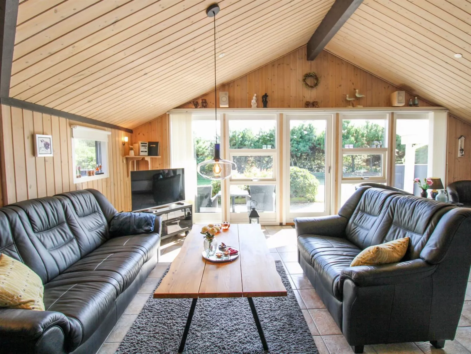 "Maureen" - 10.5km from the sea-Drinnen