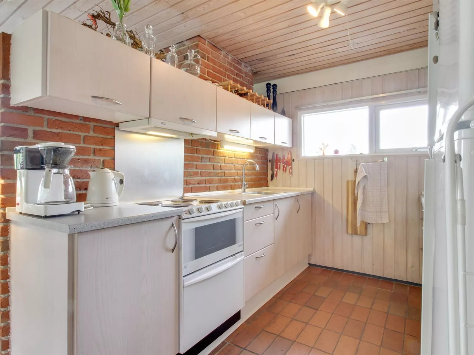 "Ioar" - 200m to the fjord-Inside