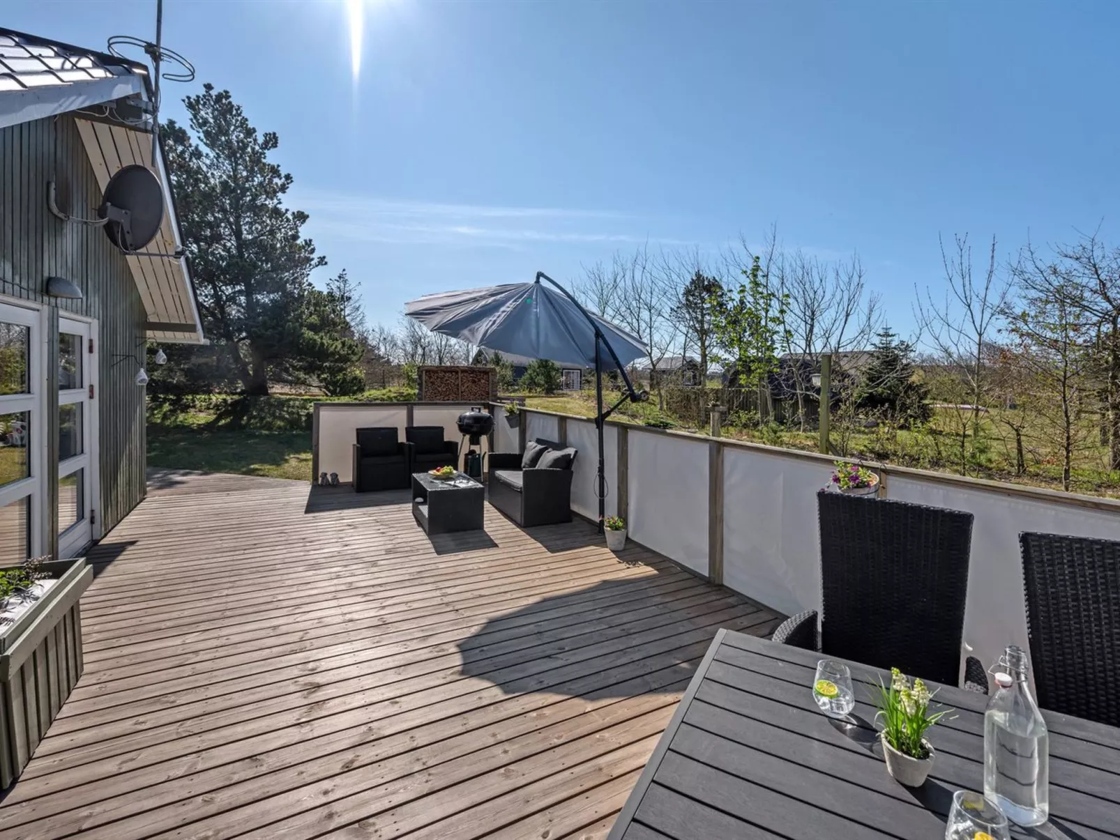 "Hannah" - 300m to the fjord-Draußen