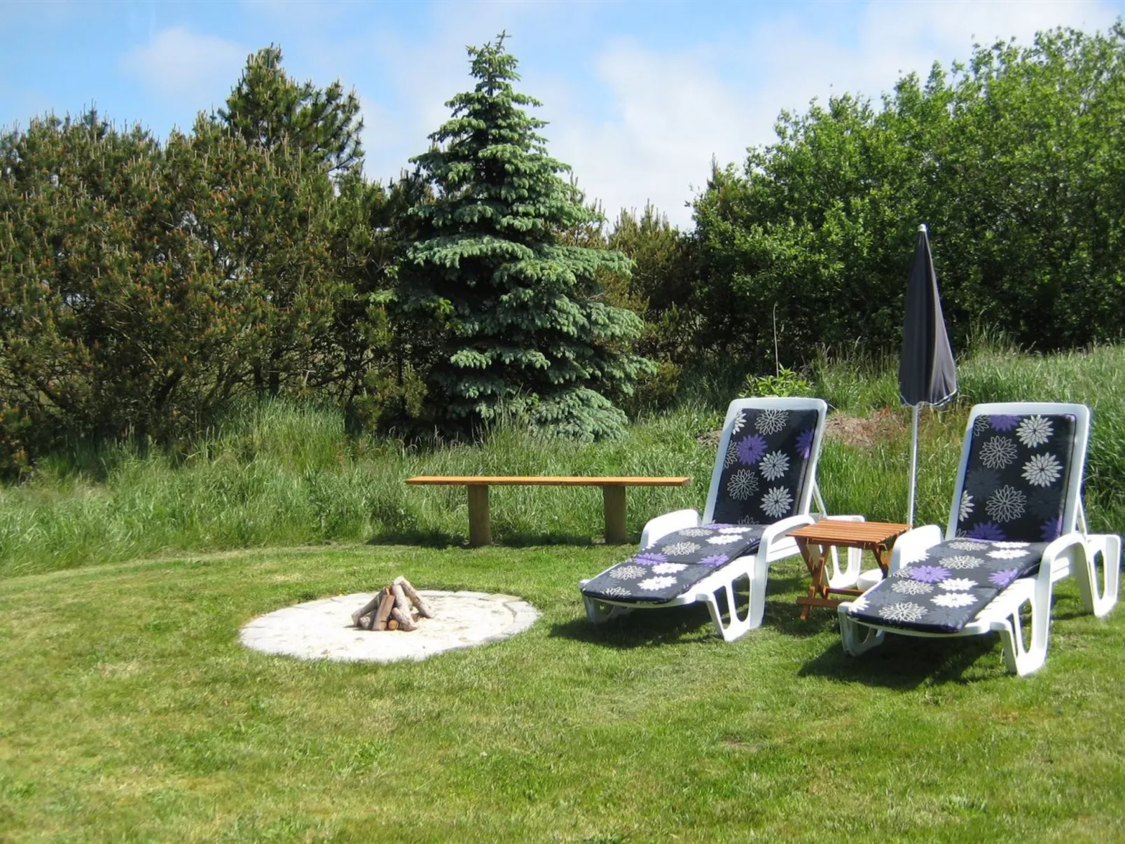 "Karlsefni" - 600m to the fjord-Outside