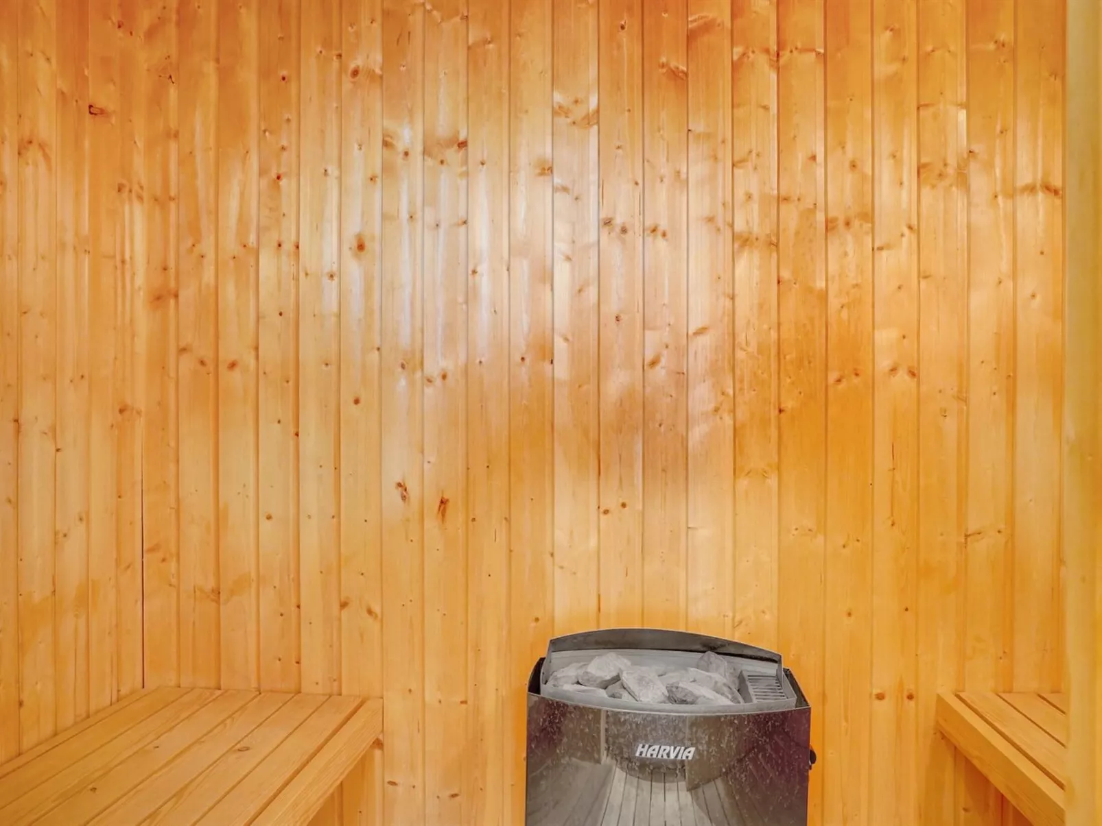 "Marjukka" - 10m from the sea-Inside