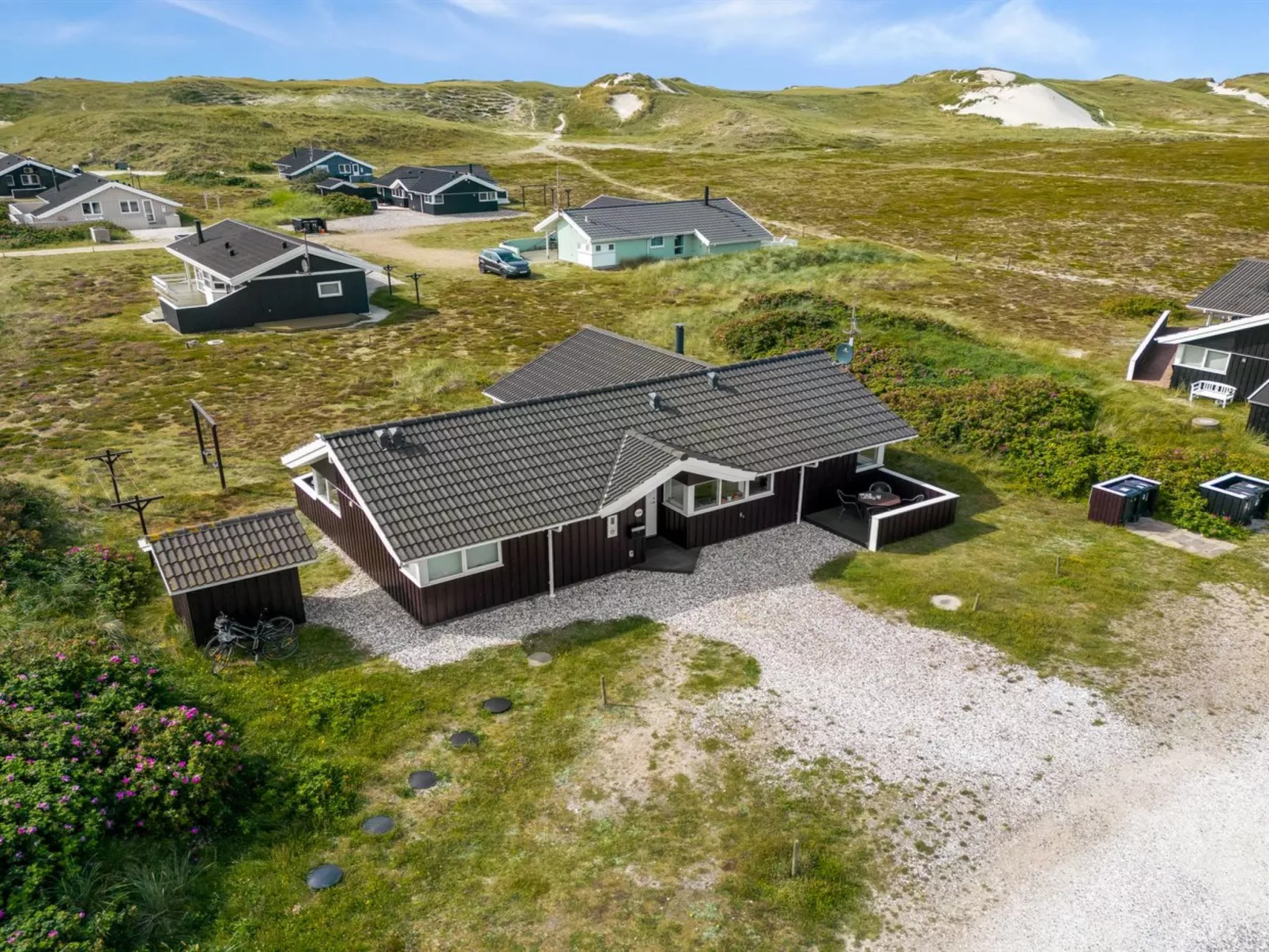 "Thrugot" -  from the sea-Dehors