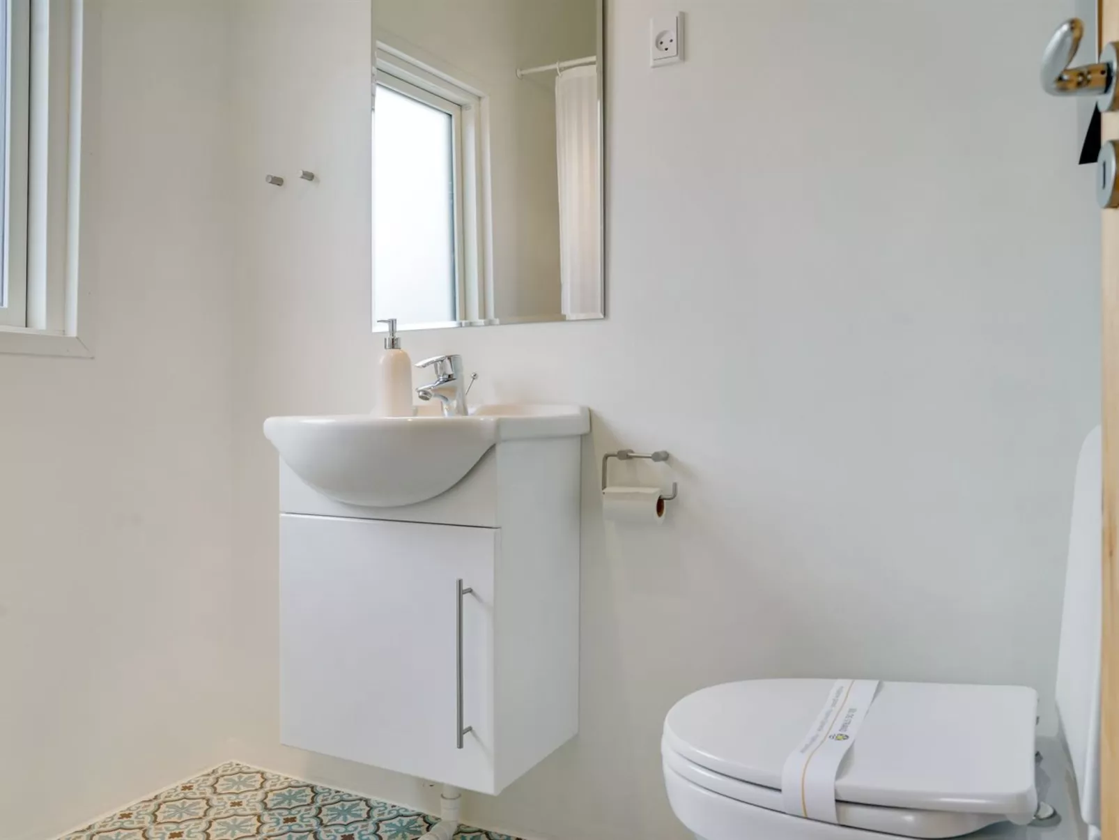 "Mylius" - 100m from the sea-Drinnen