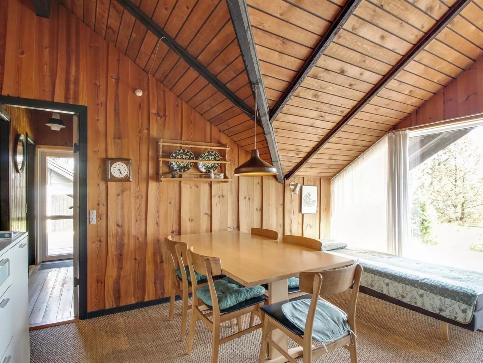 "Ernst" - 700m from the sea-Dedans