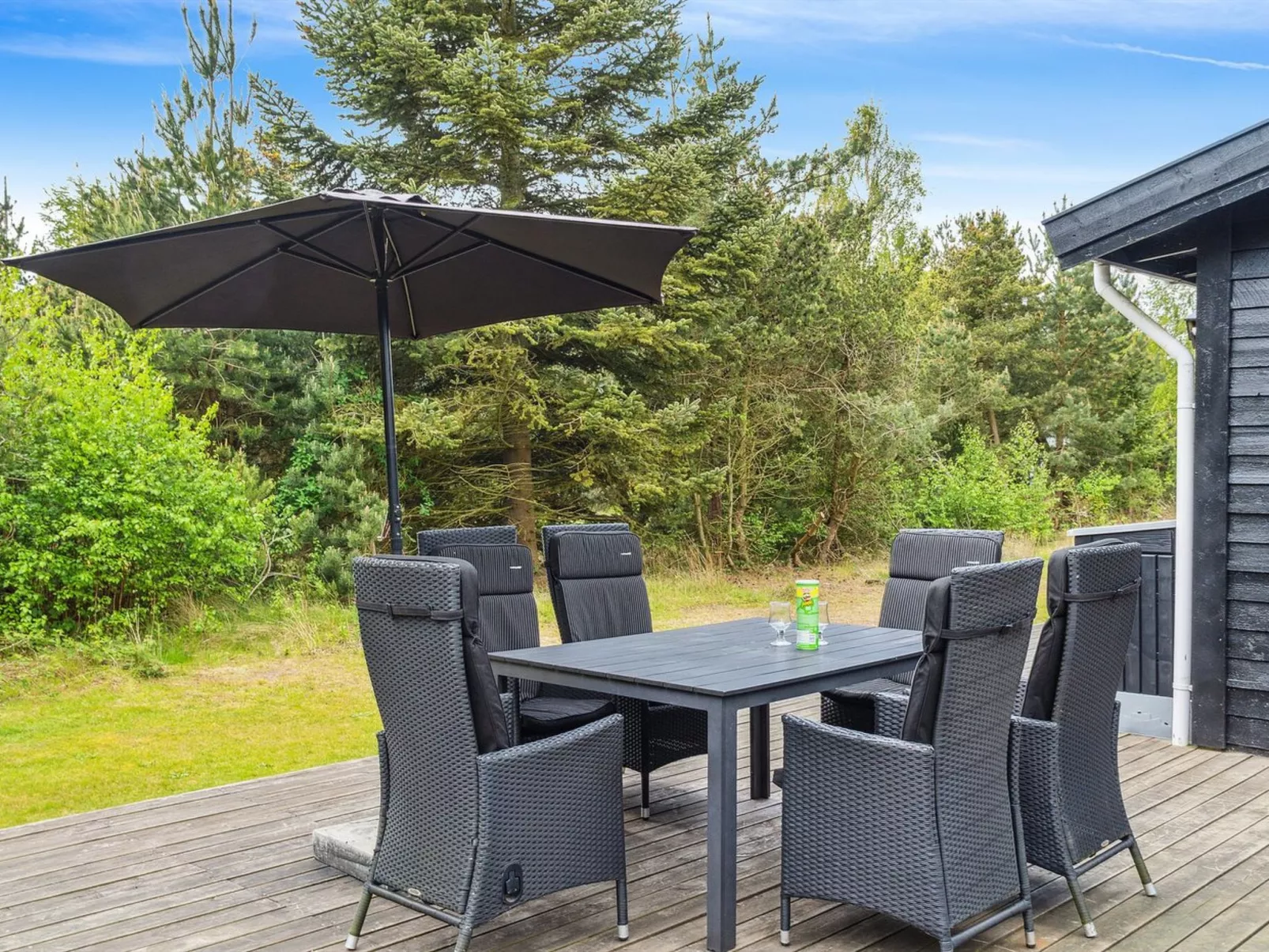 "Kalevi" - 900m from the sea-Draußen