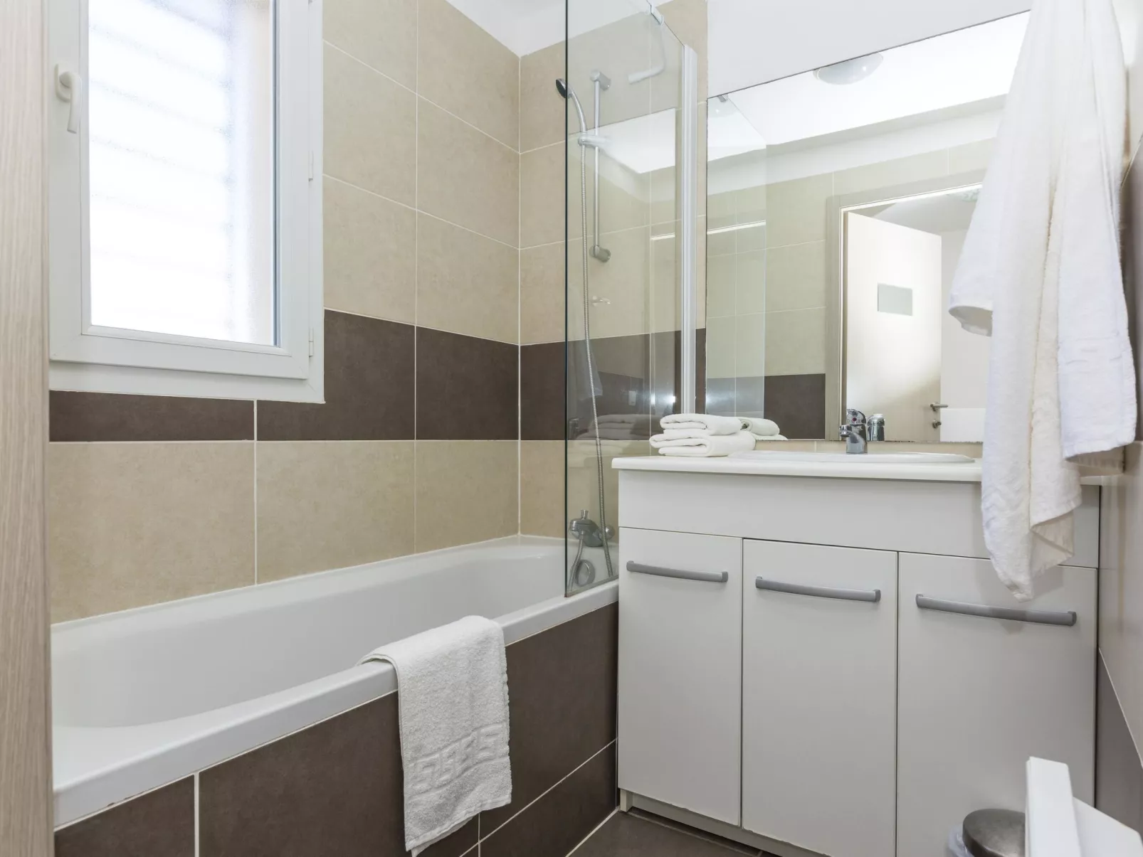 Odalys Référence Les Villas Bel Godère-Drinnen