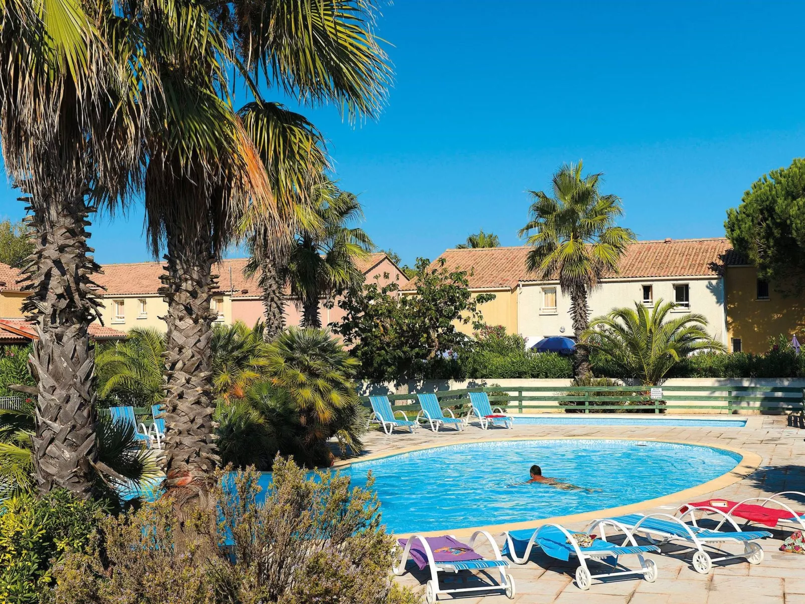  Odalys Essentielle Le Grand Bleu-Outside