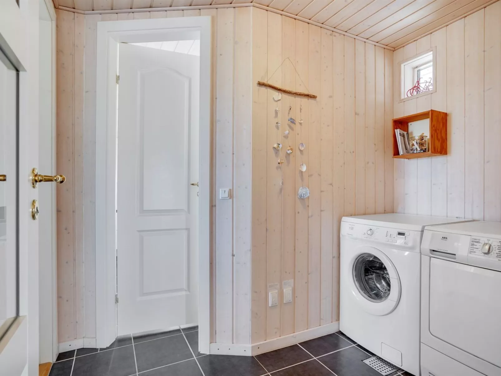 "Sotir" -  from the sea-Inside