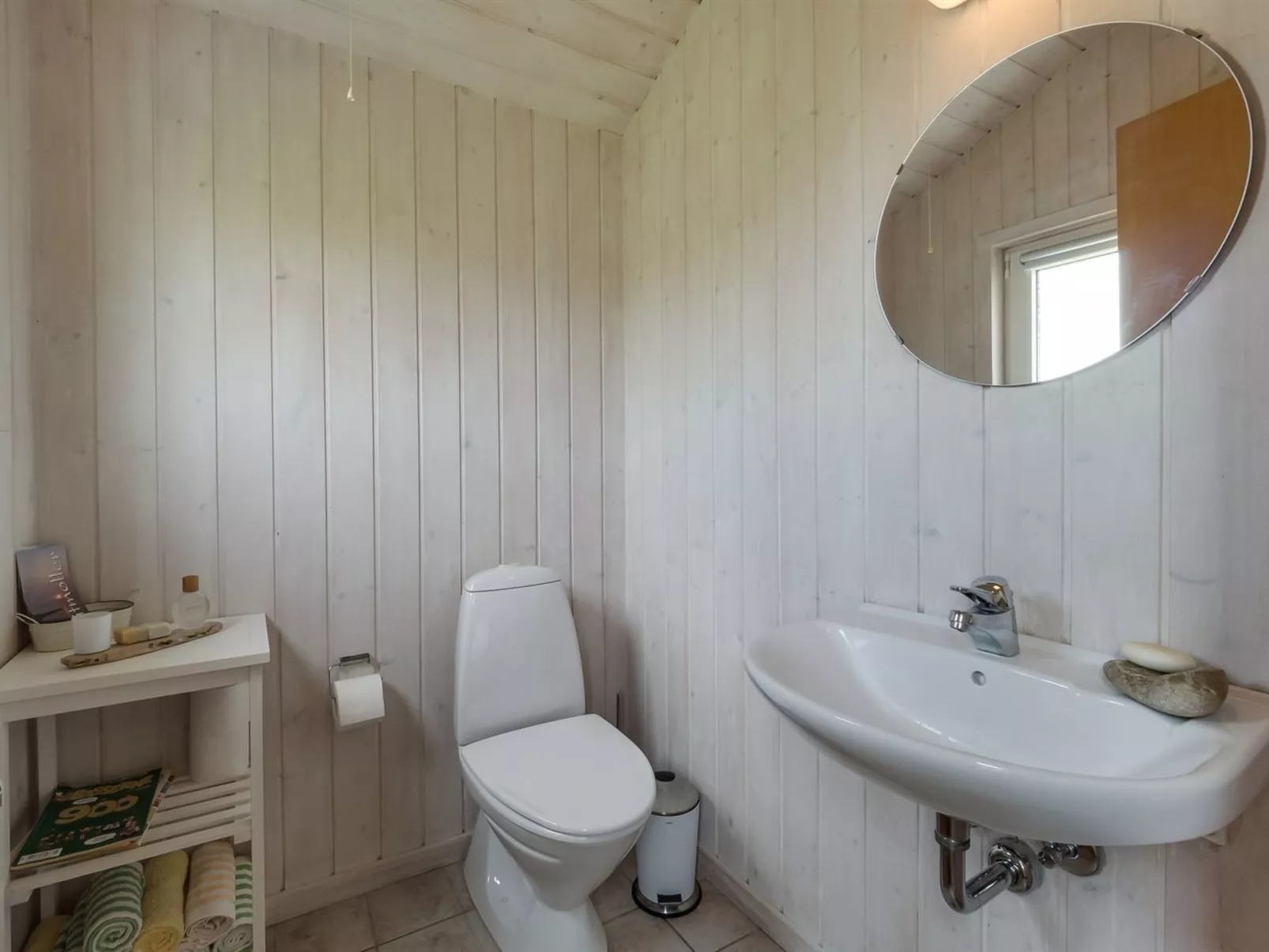 "Suometar" - 400m from the sea-Inside