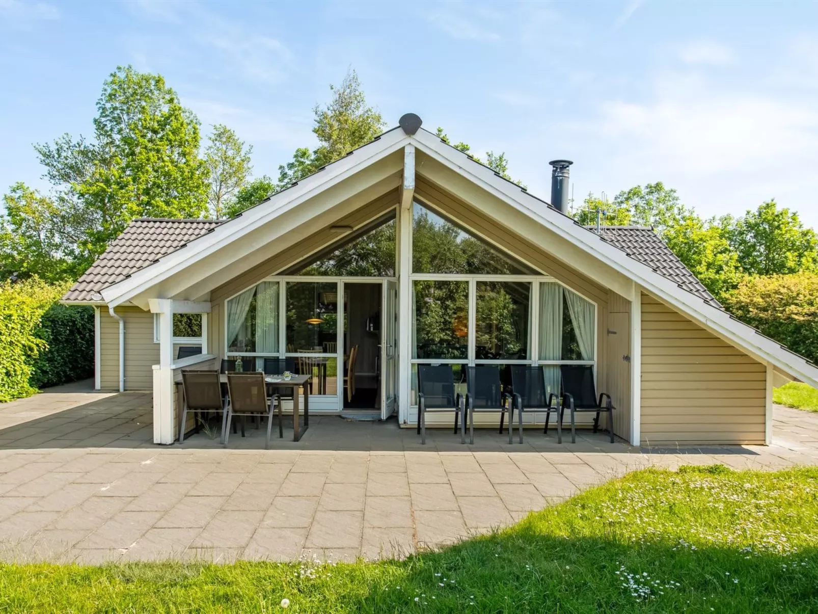 "Isving" - 1.1km to the fjord-Outside